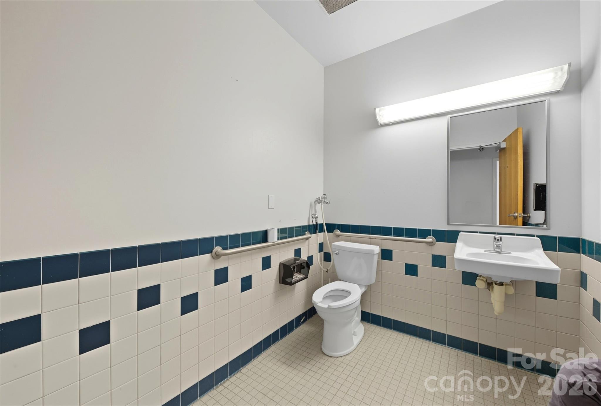 508 Canterbury Road Property Photo 39