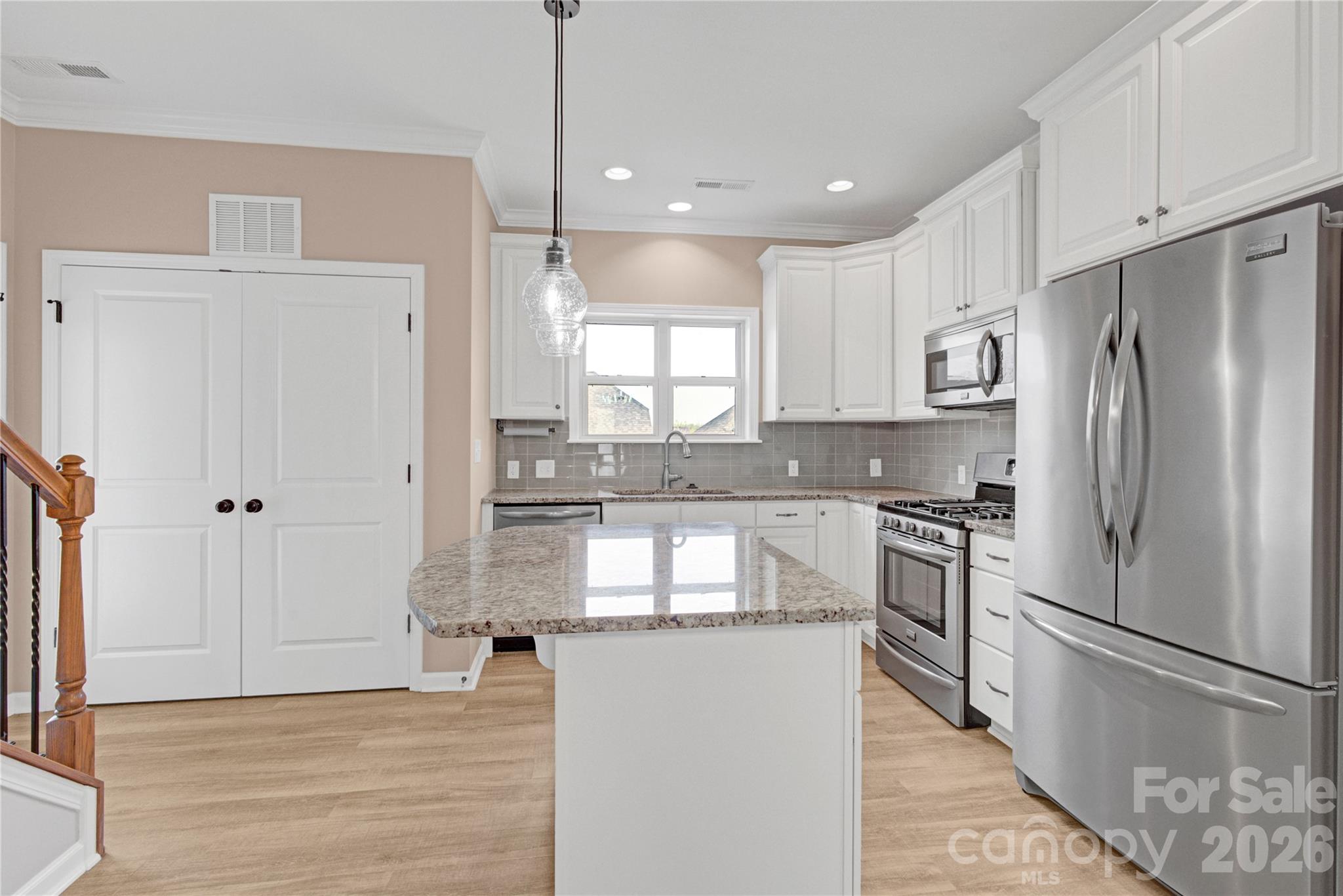119 Canter Lane Property Photo 7