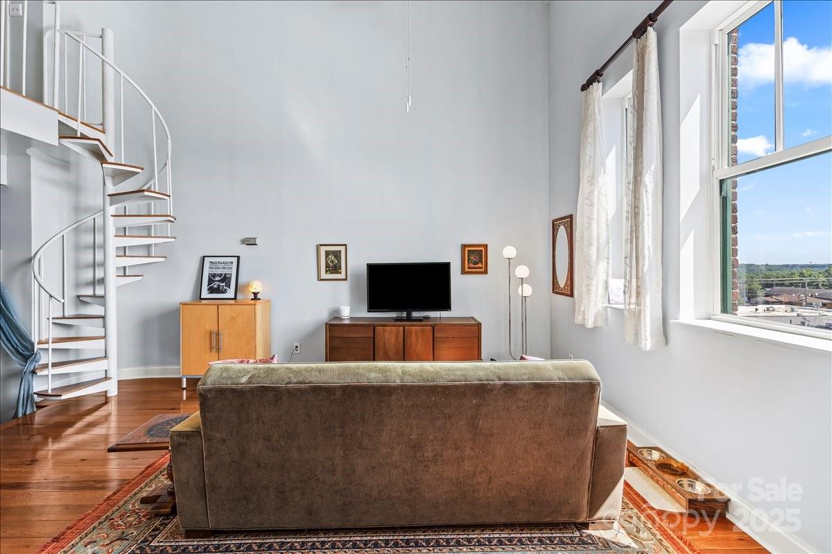 201 S Washington Street #406 Property Photo 14