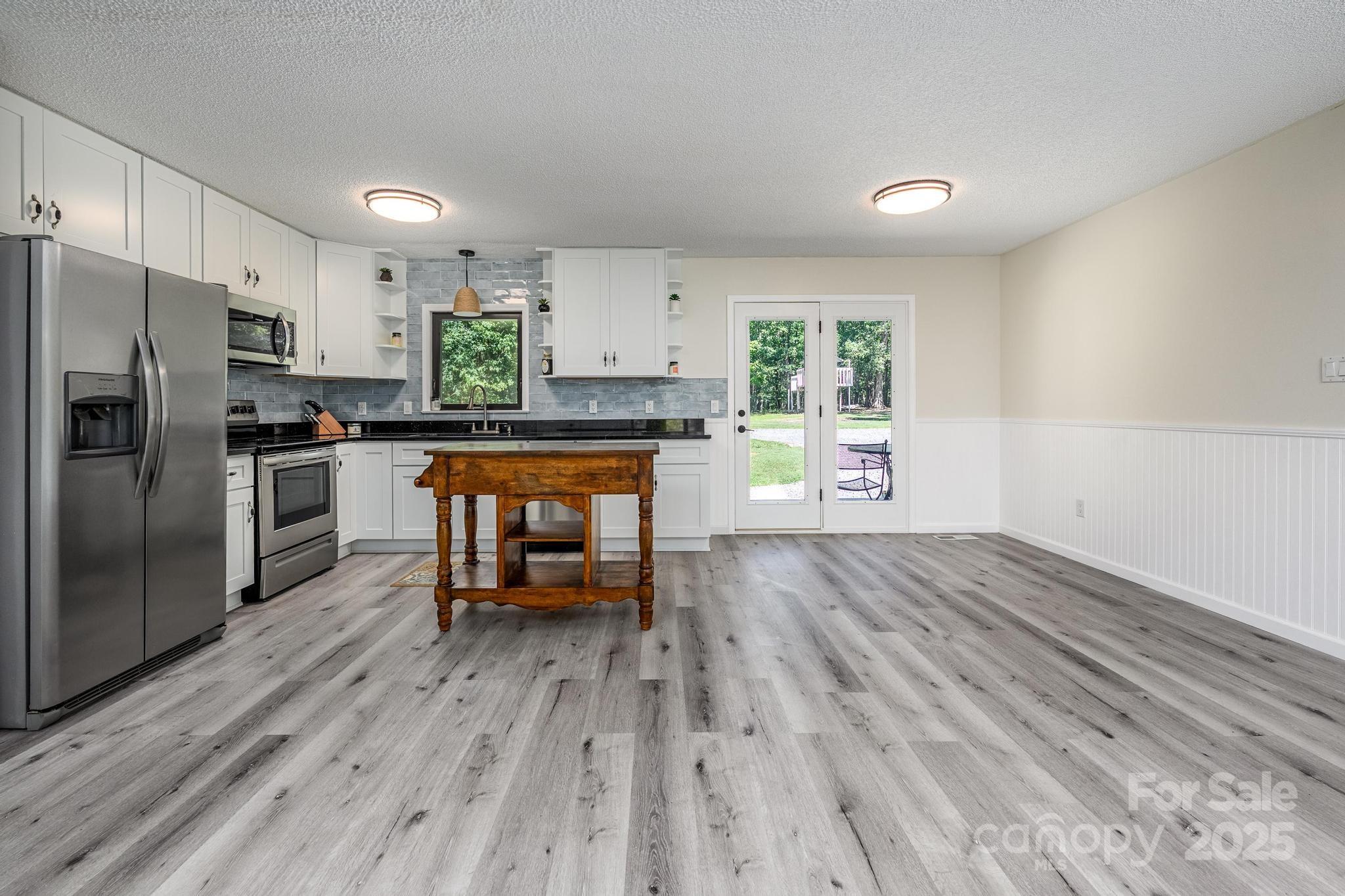 160 Clairmont Road Property Photo 12