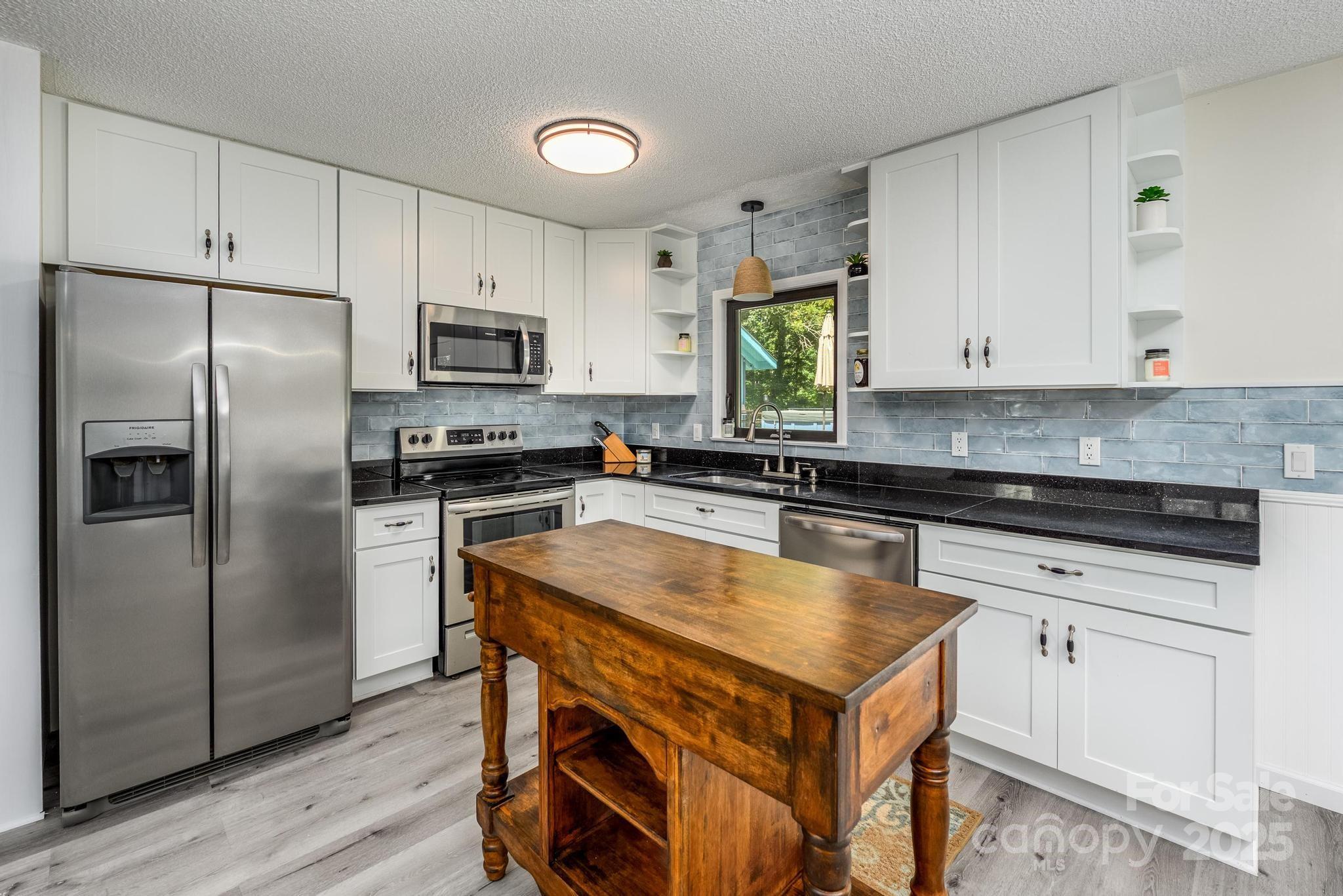 160 Clairmont Road Property Photo 13