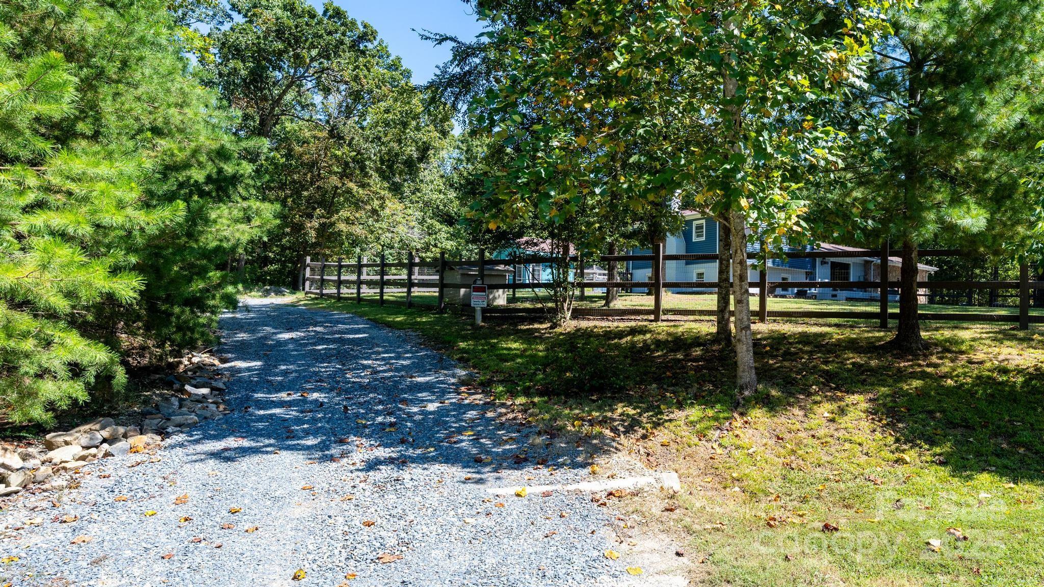 160 Clairmont Road Property Photo 40