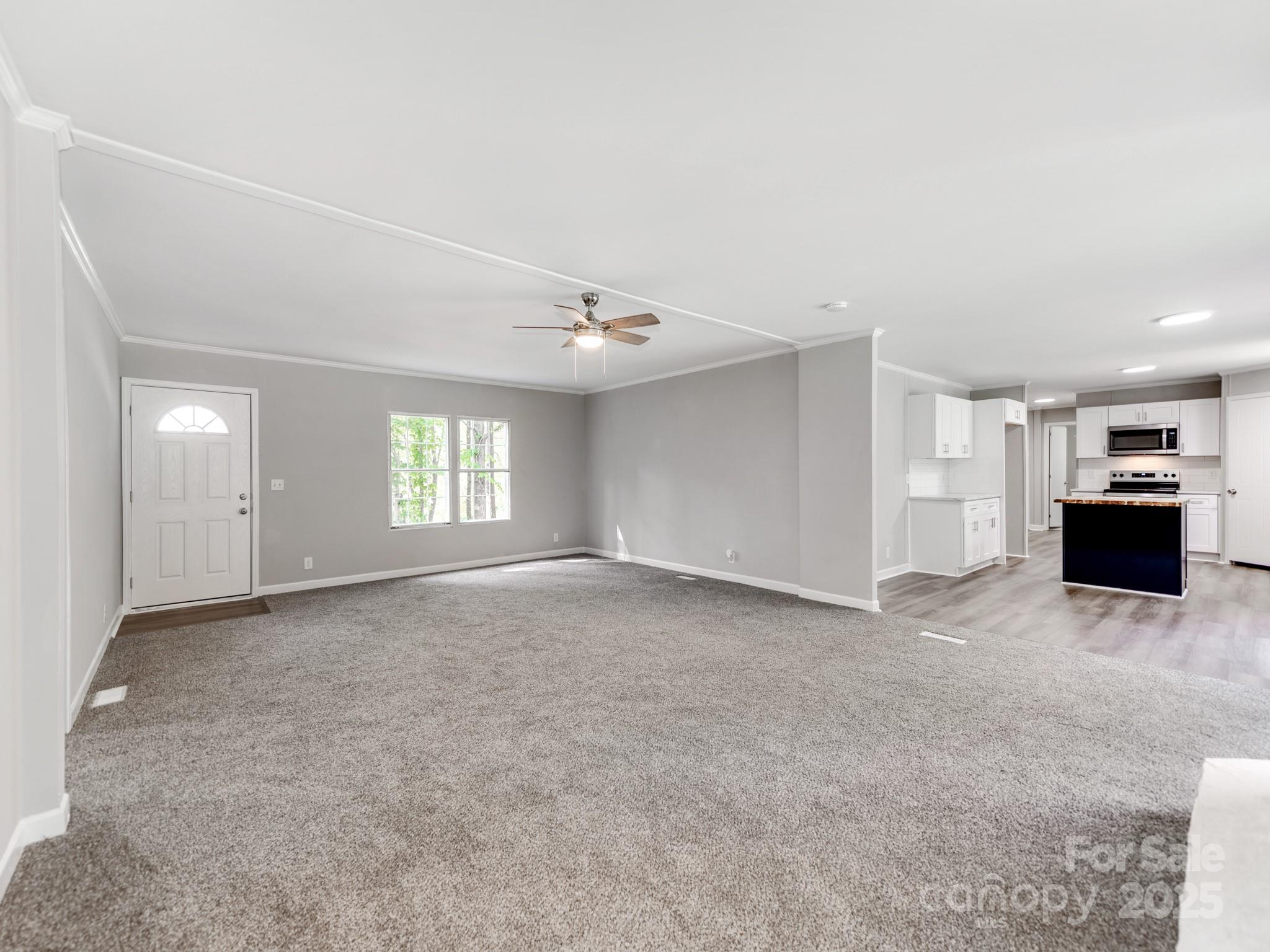 1219 Foxlaire Drive Property Photo 5