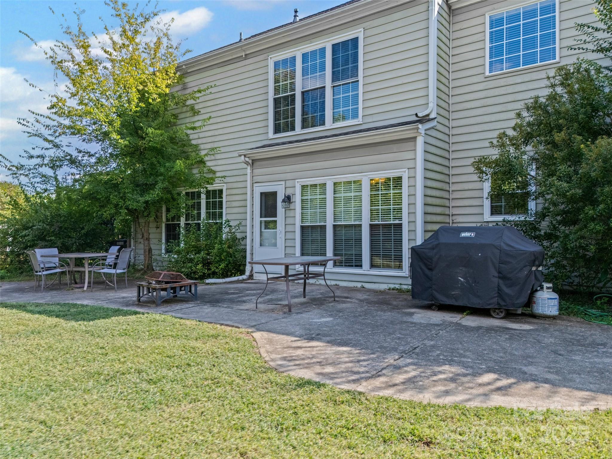 5899 Crimson Oak Court Property Photo 28