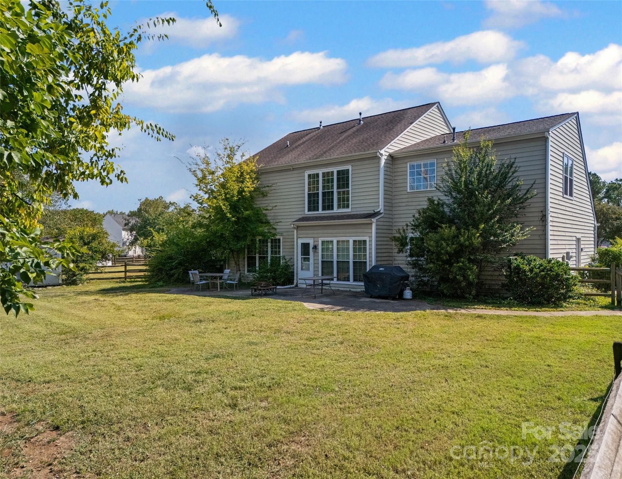 5899 Crimson Oak Court Property Photo 29