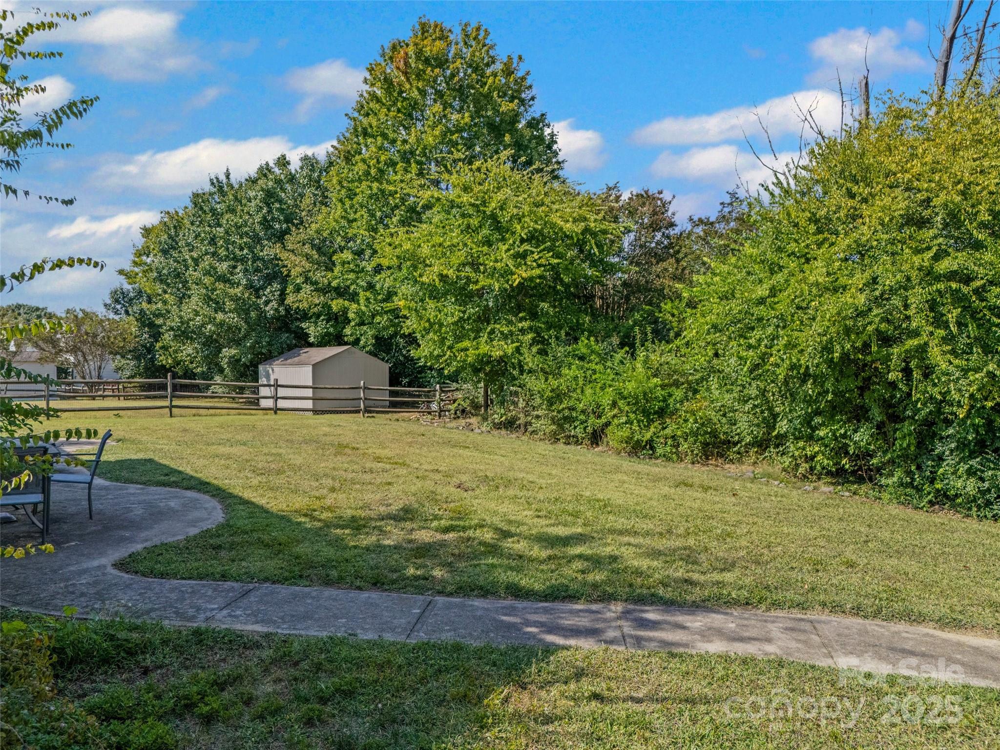 5899 Crimson Oak Court Property Photo 31