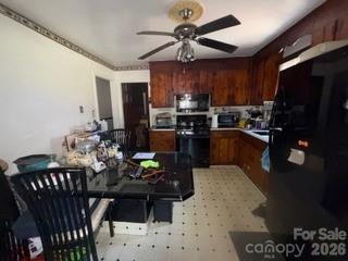 2855 Fordwood Drive Property Photo 5