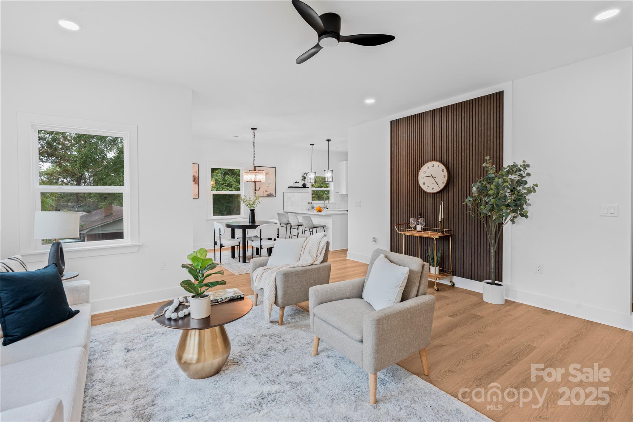 2520 Wildwood Drive Property Photo 5