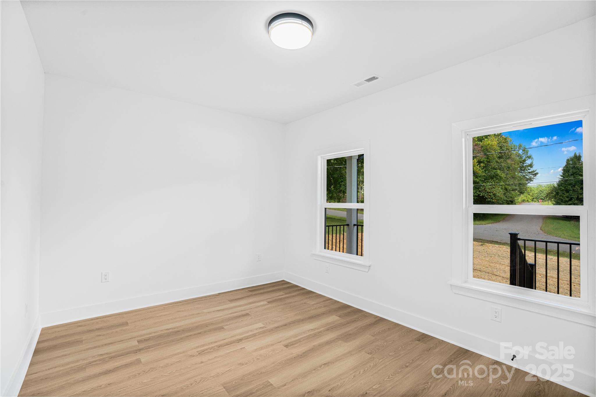 2520 Wildwood Drive Property Photo 10