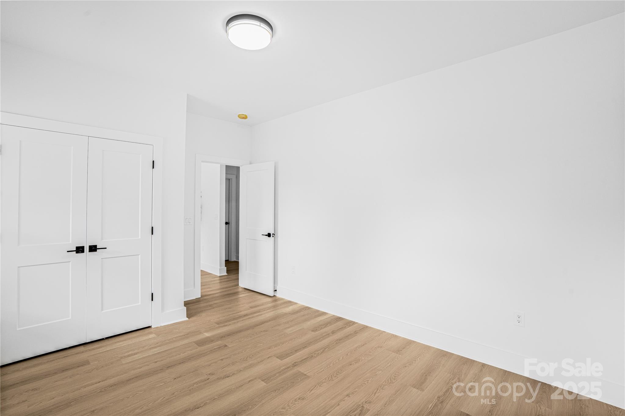 2520 Wildwood Drive Property Photo 11