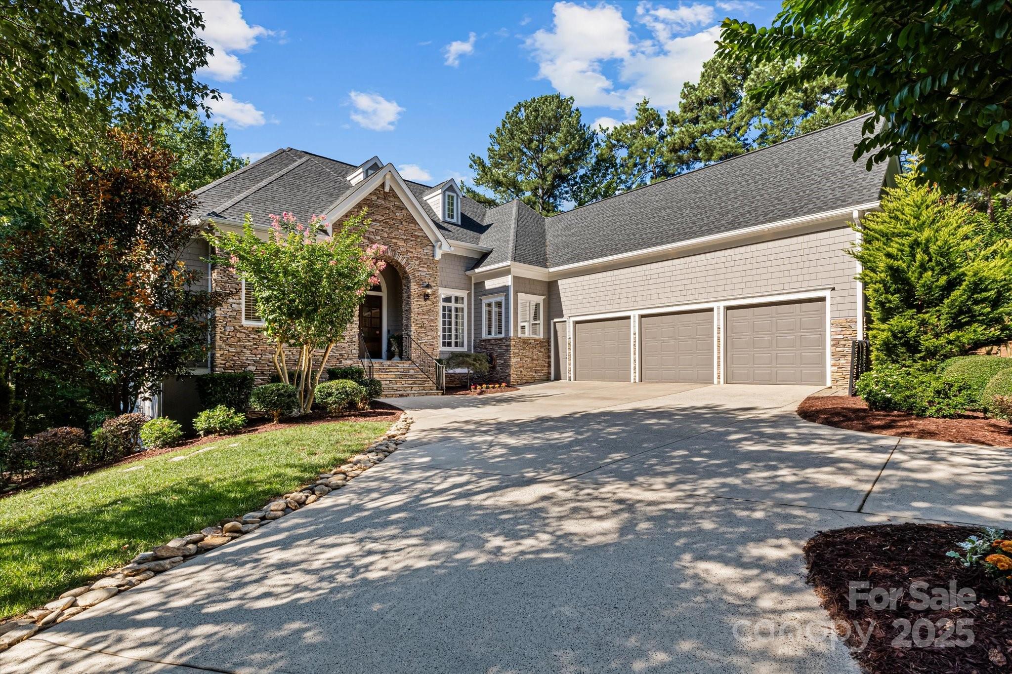 106 Ballston Drive Property Photo 4