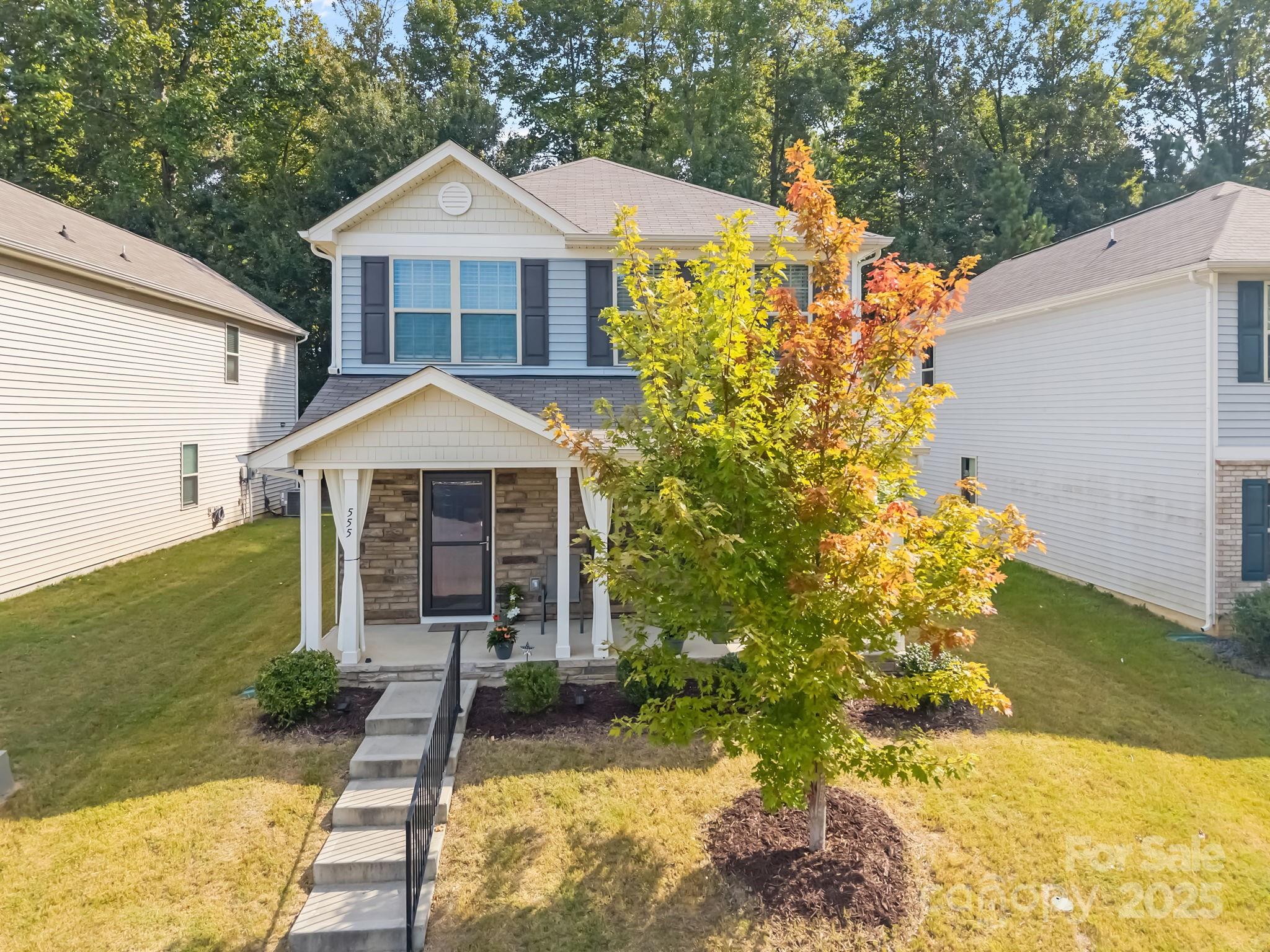 555 Stockton Way Property Photo 1