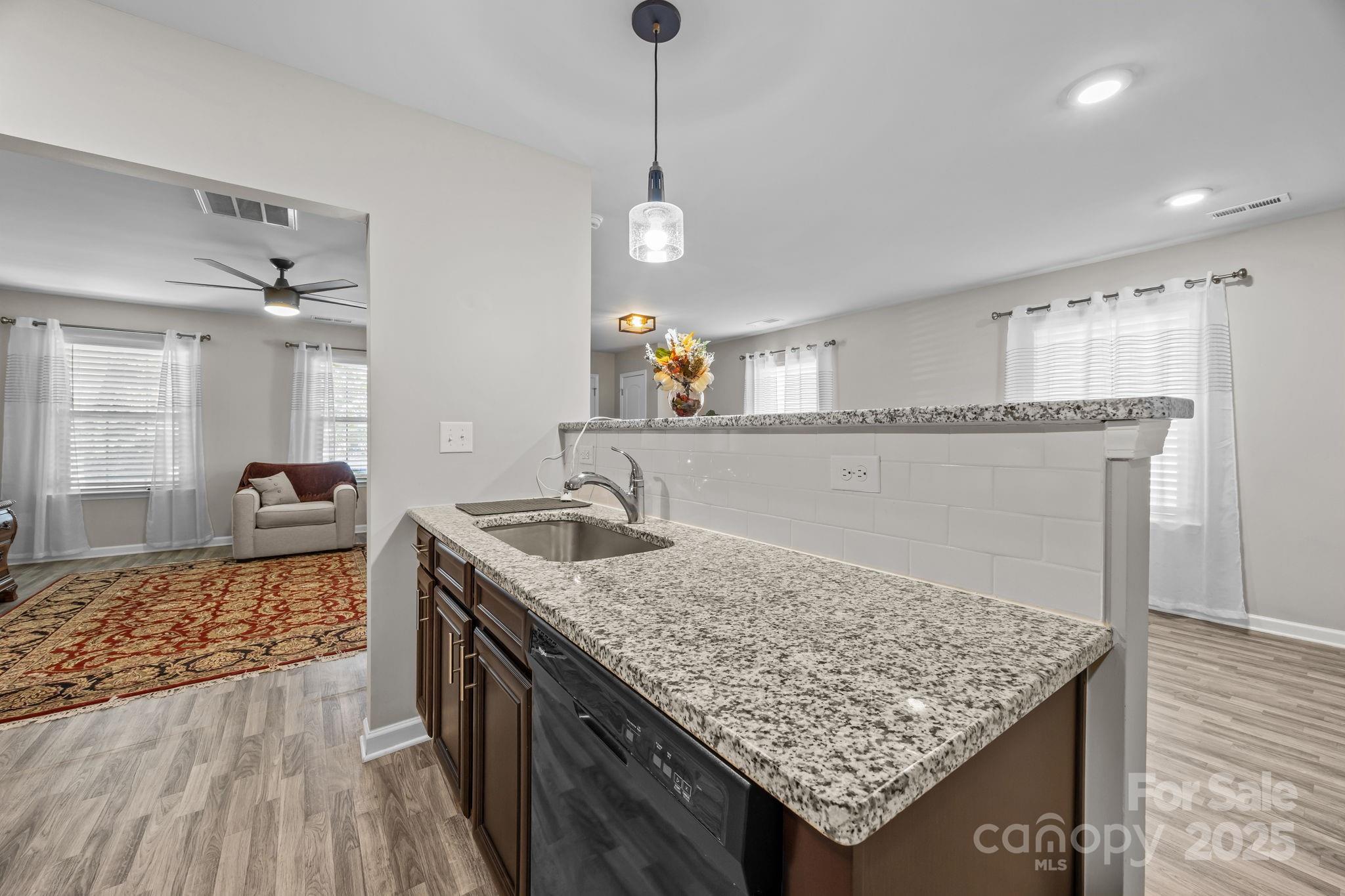 555 Stockton Way Property Photo 27