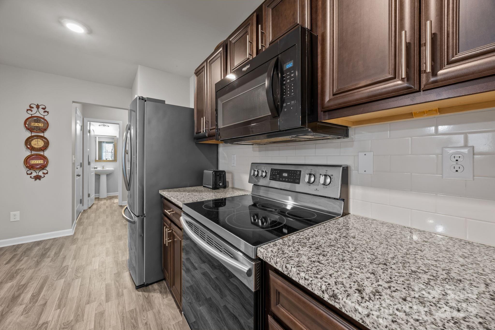 555 Stockton Way Property Photo 28