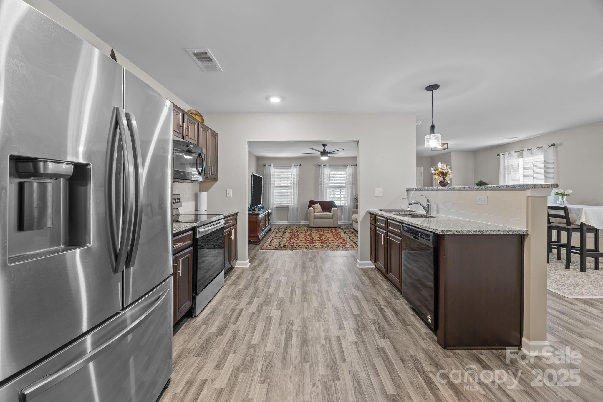 555 Stockton Way Property Photo 29