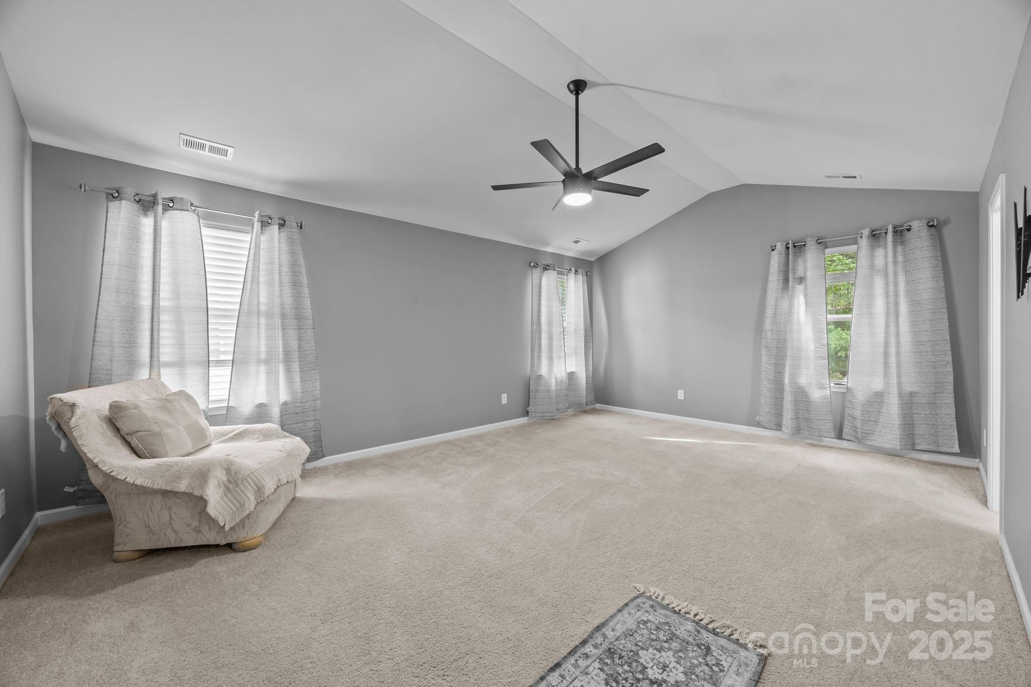 555 Stockton Way Property Photo 32