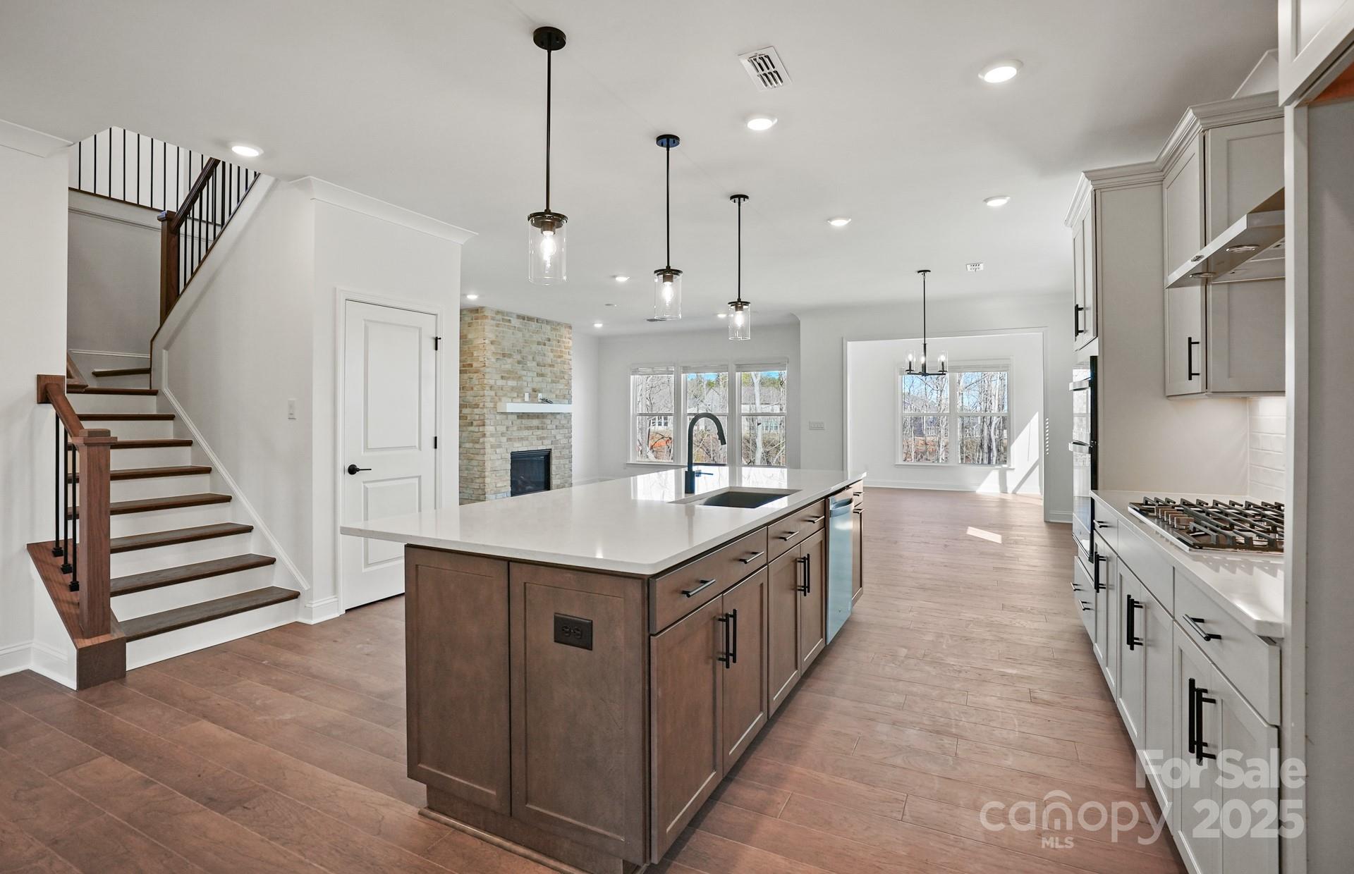 2144 Millennium Drive 95 Property Photo 6