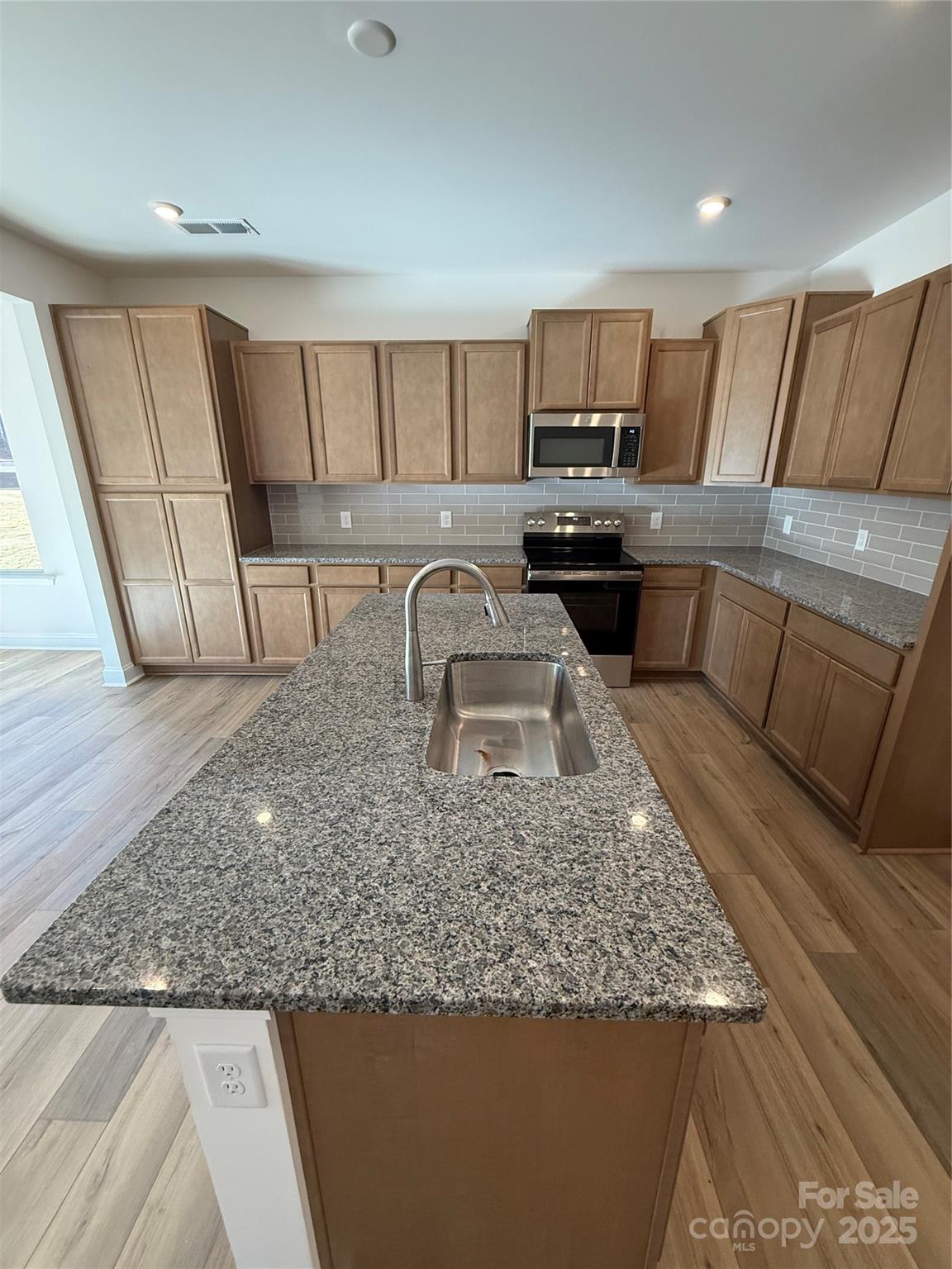 3120 Elaine Avenue 10a Property Photo 4