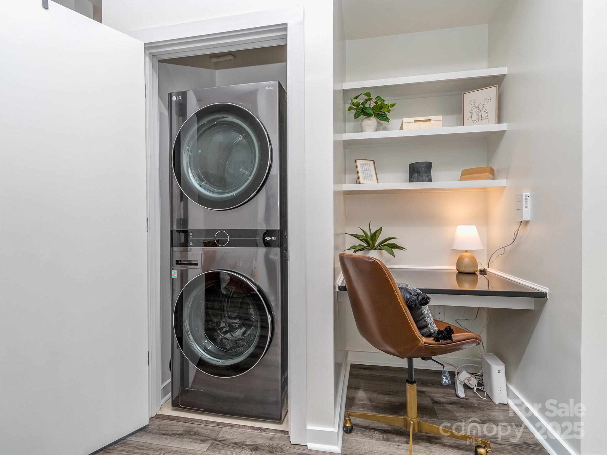 525 E Sixth Street 407 Property Photo 7