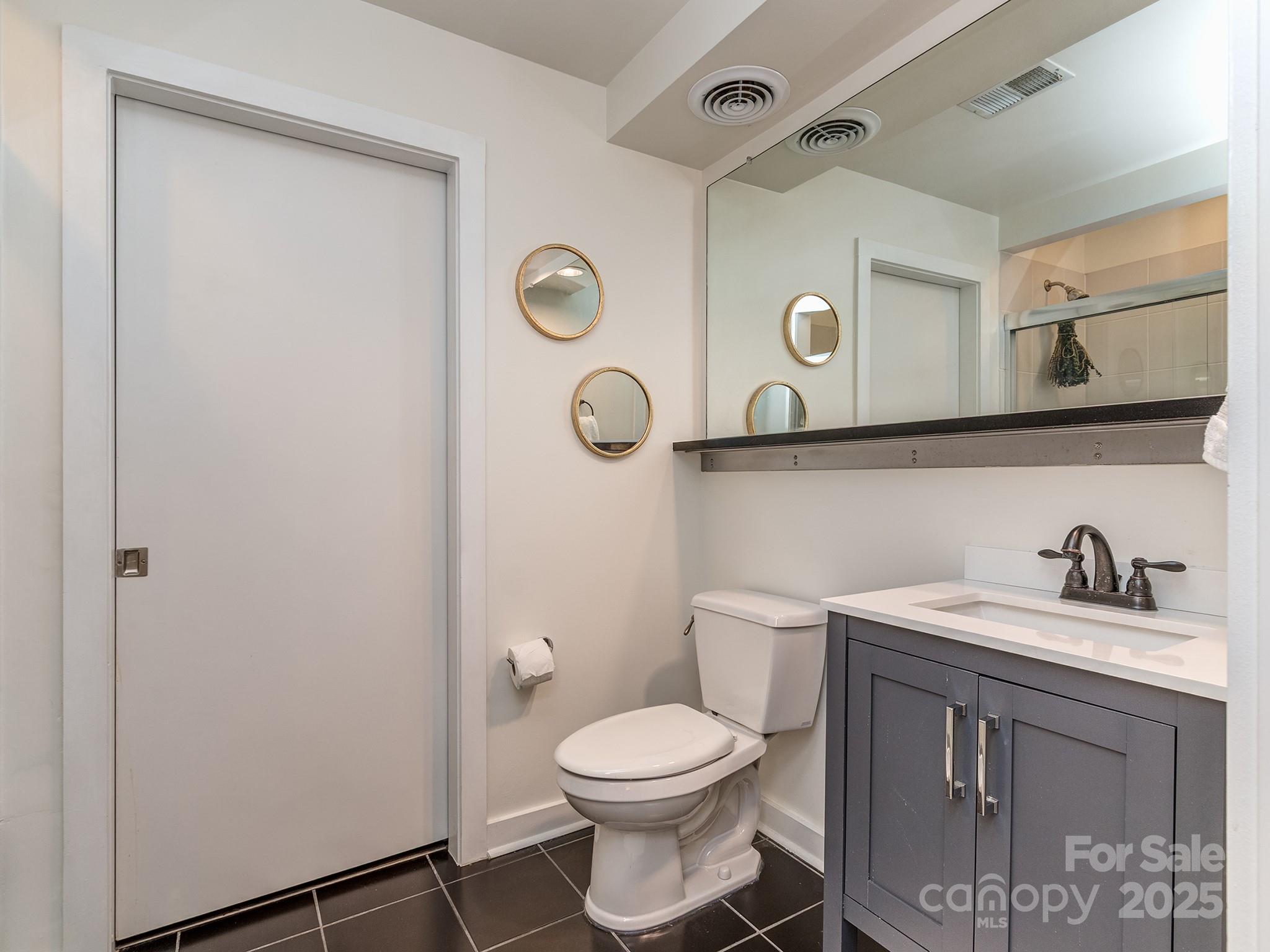 525 E Sixth Street 407 Property Photo 16