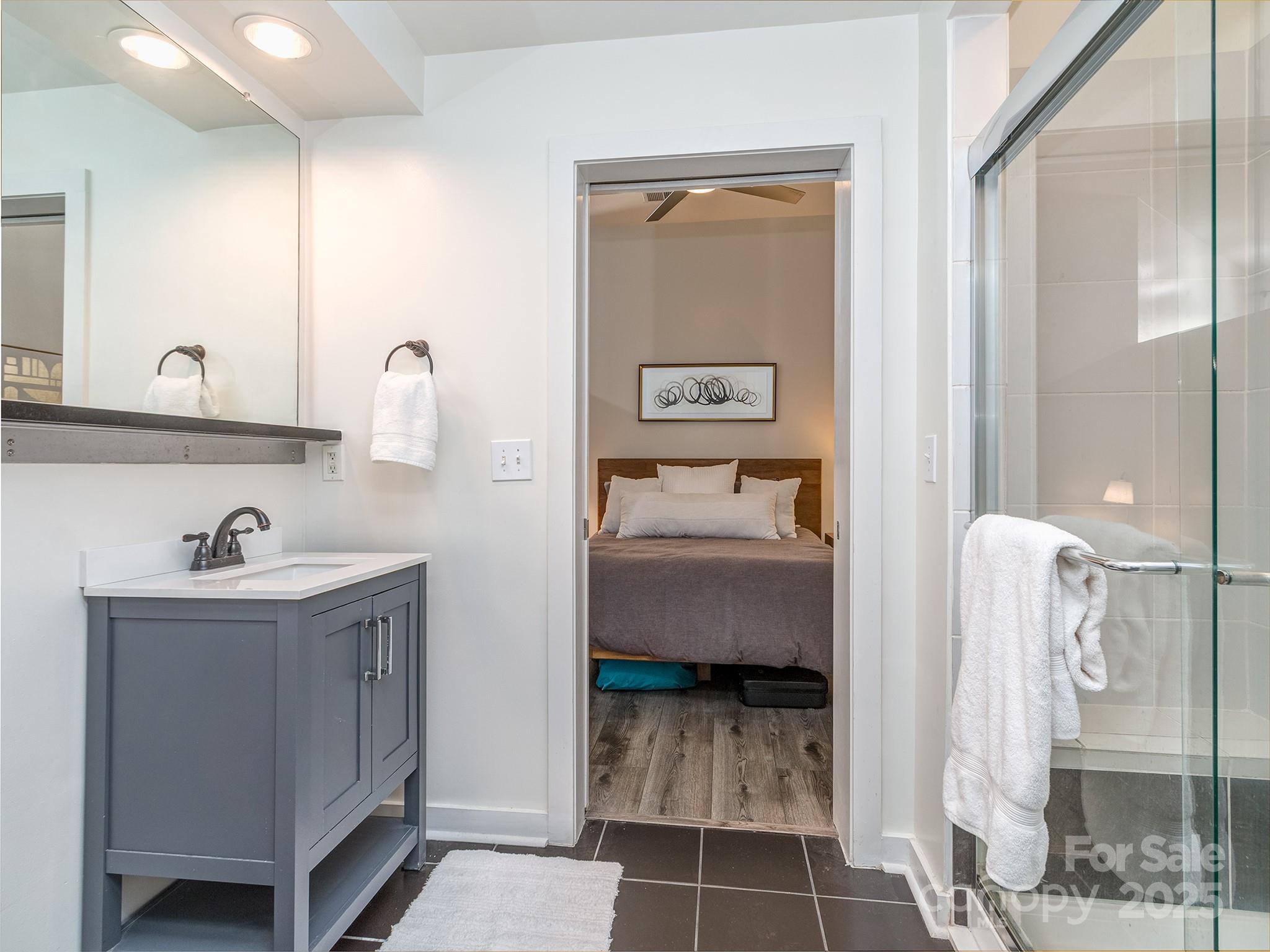 525 E Sixth Street 407 Property Photo 18