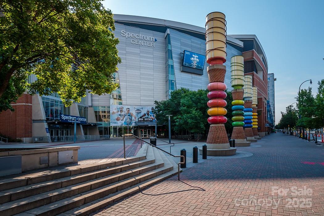 525 E Sixth Street 407 Property Photo 29