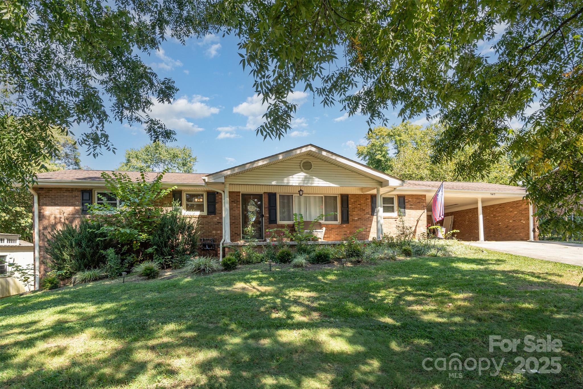 5609 Grace Chapel Road Property Photo 4