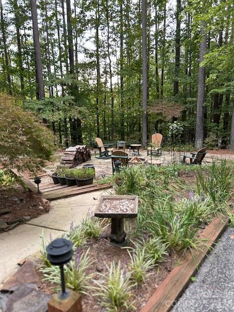 106 Lake Terrace Drive Property Photo 3