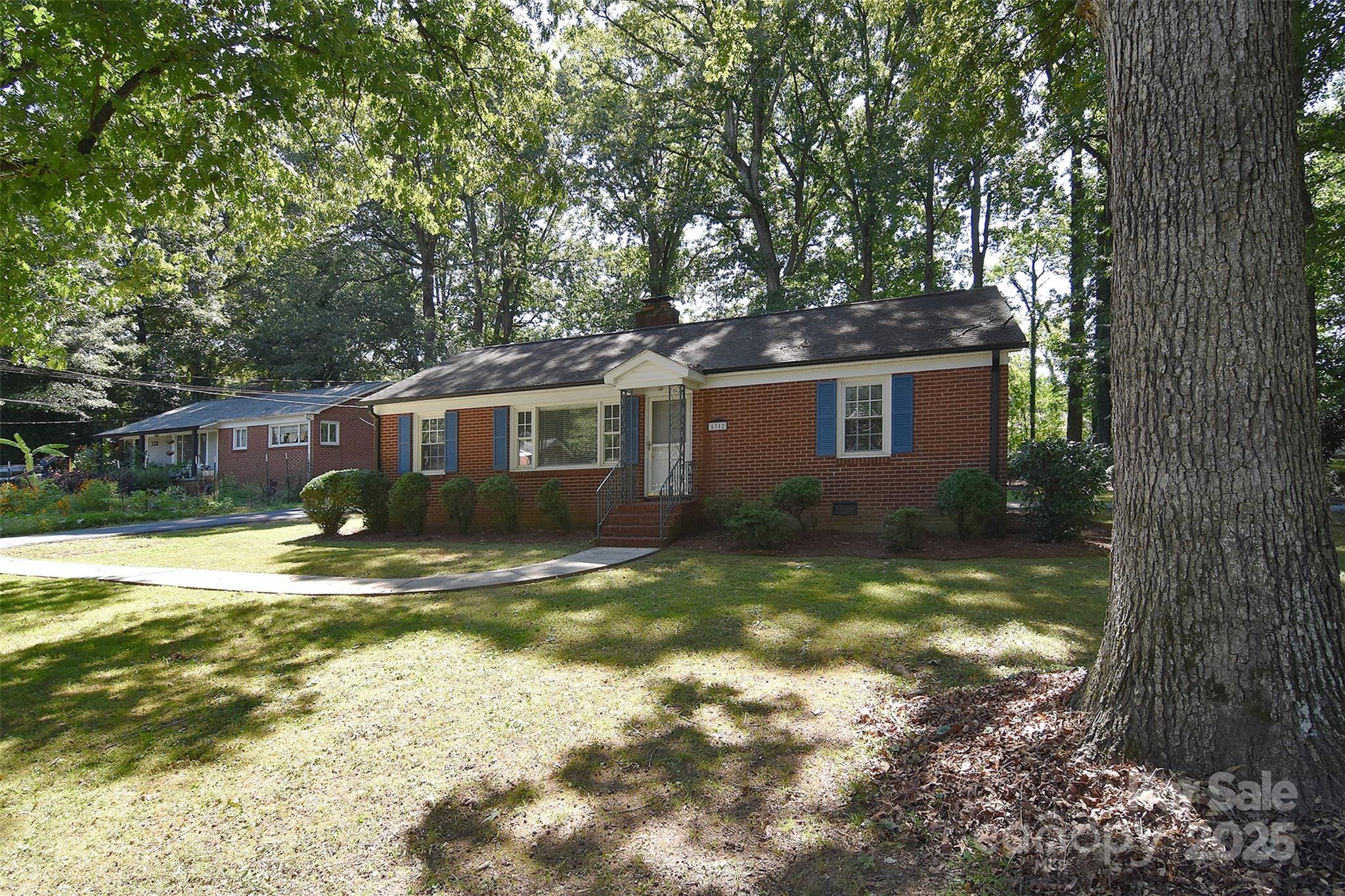 5312 Princess Street Property Photo 2