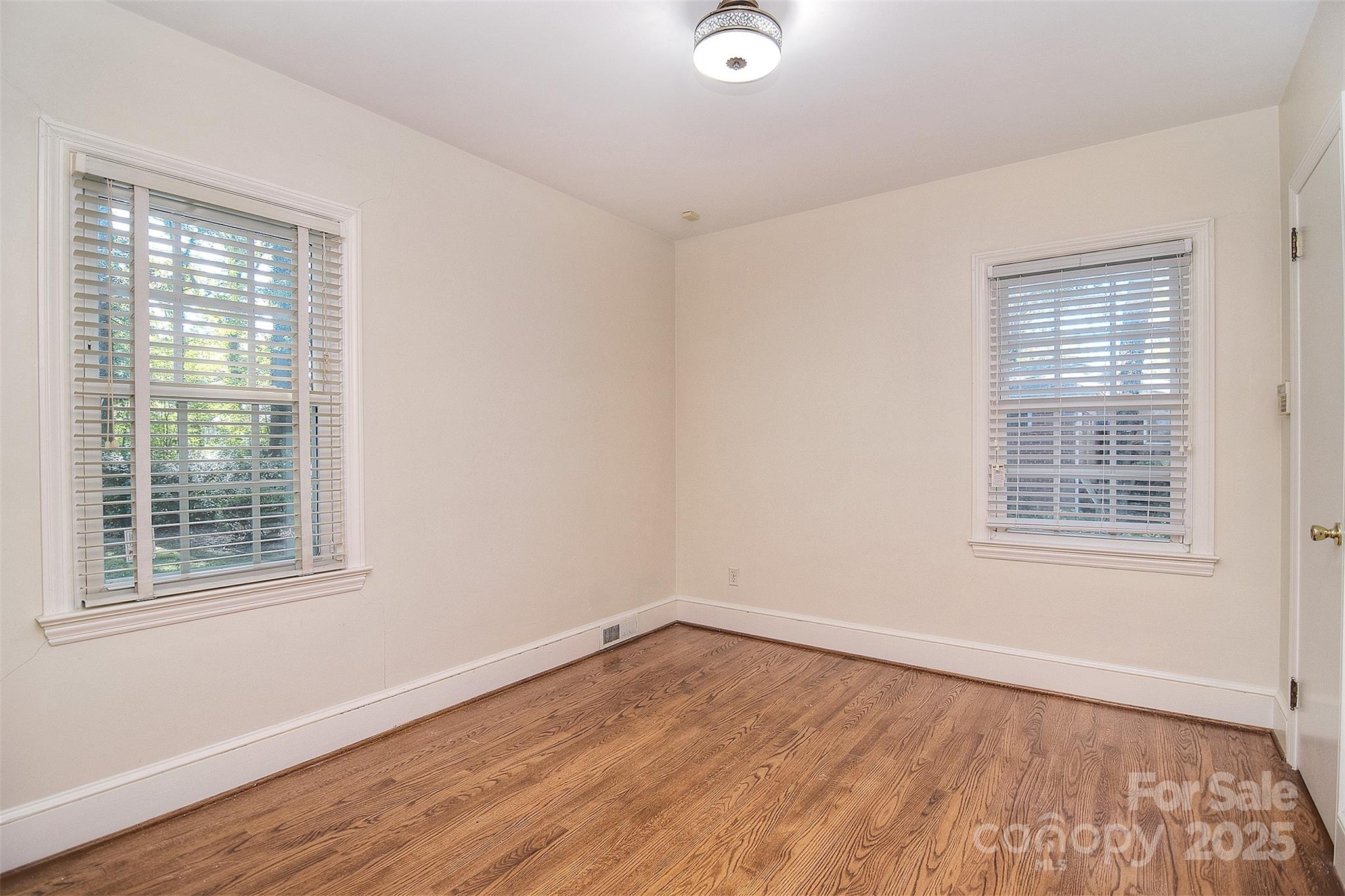 5312 Princess Street Property Photo 18