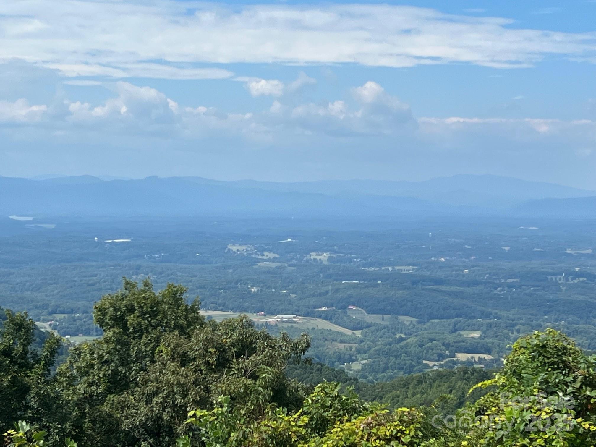 6792 Silver Creek Lane Property Photo 9