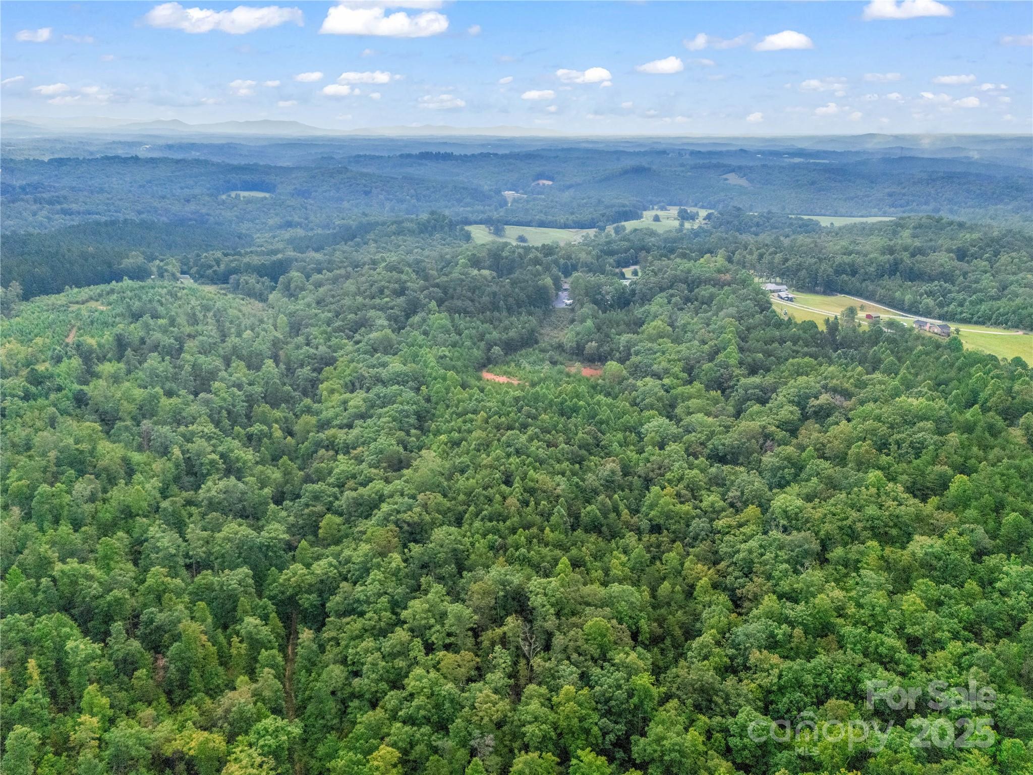 625 Rainbow Rapids Road Property Photo 9