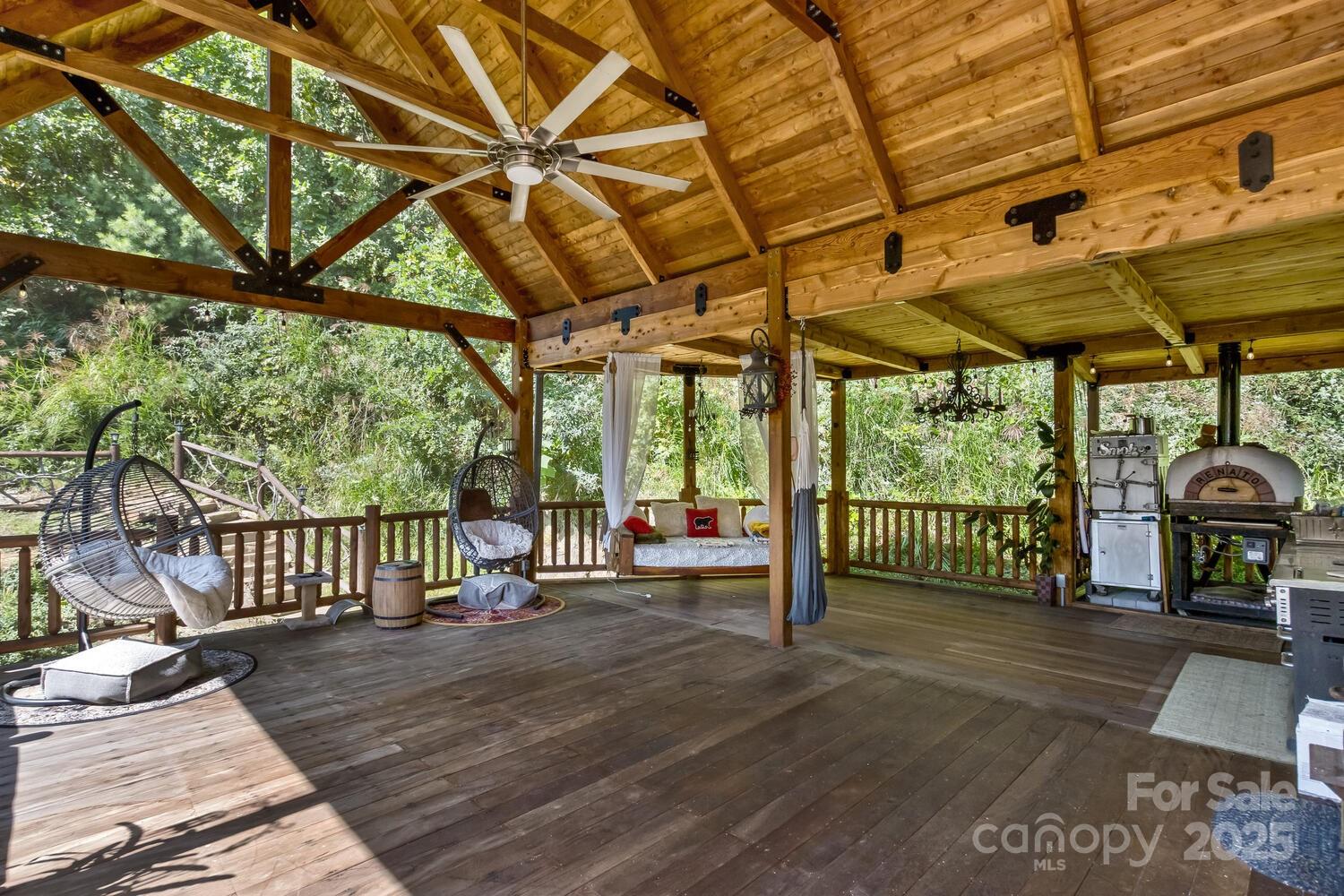 10 Scott Mountain Drive Property Photo 5