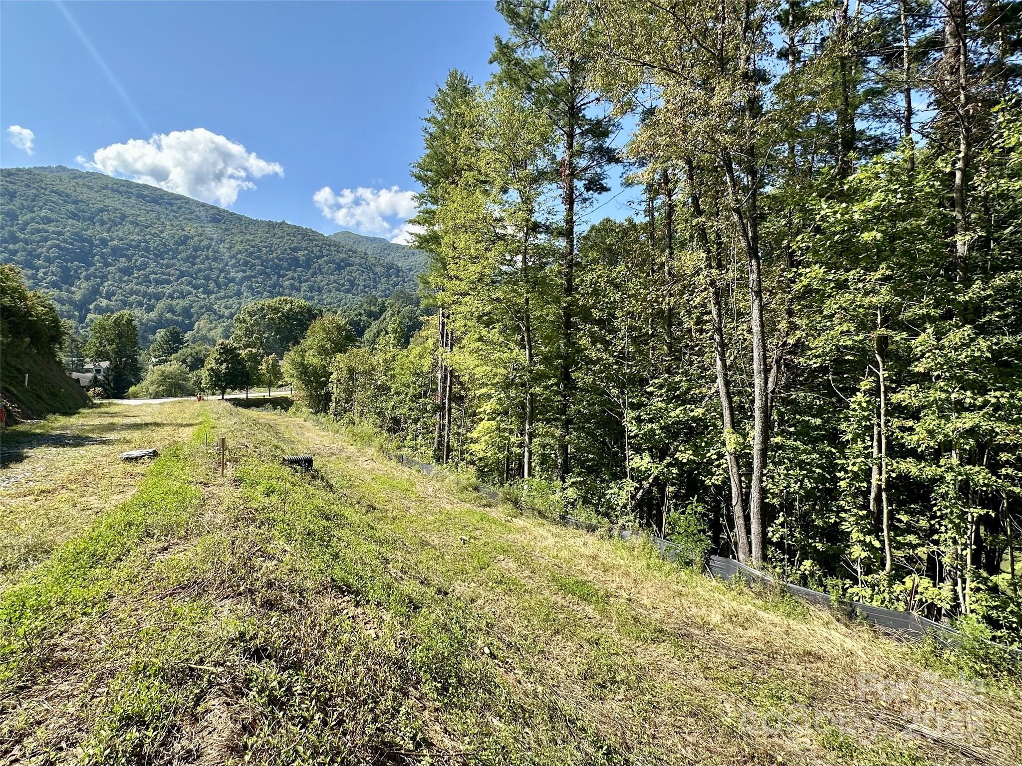 10 Freshwater Cove Property Photo 2