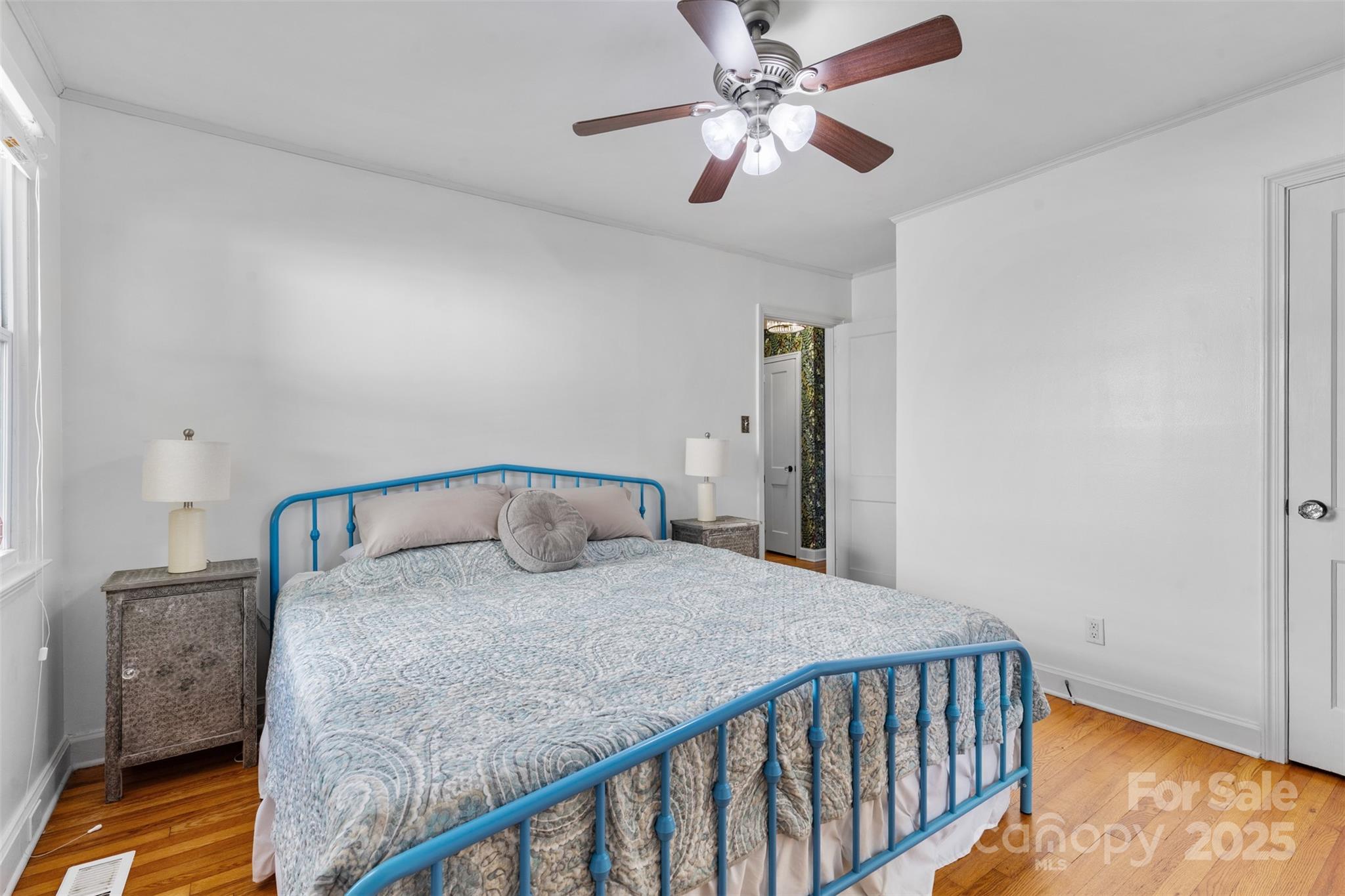 1638 Academy Street Property Photo 9