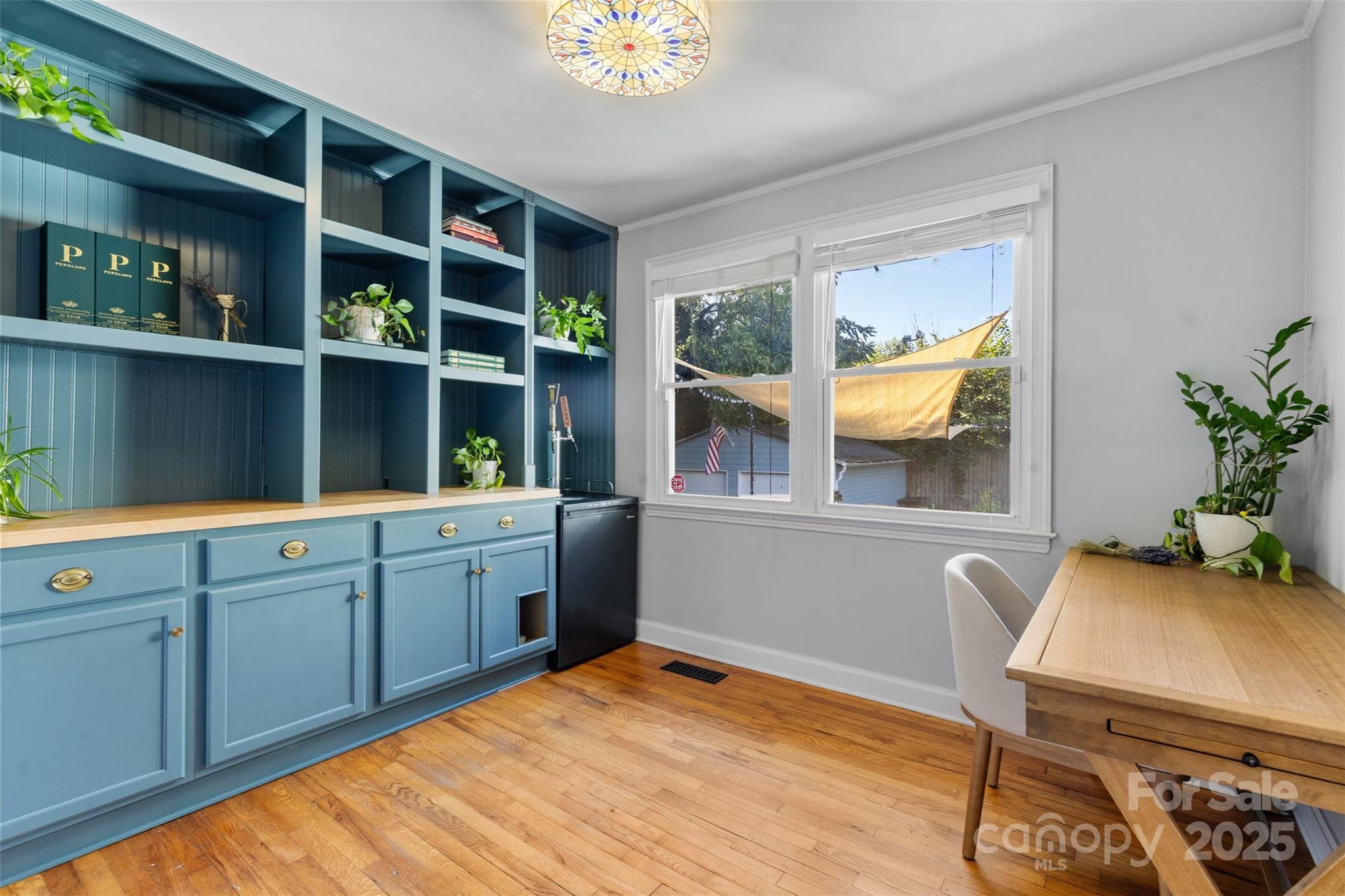 1638 Academy Street Property Photo 16