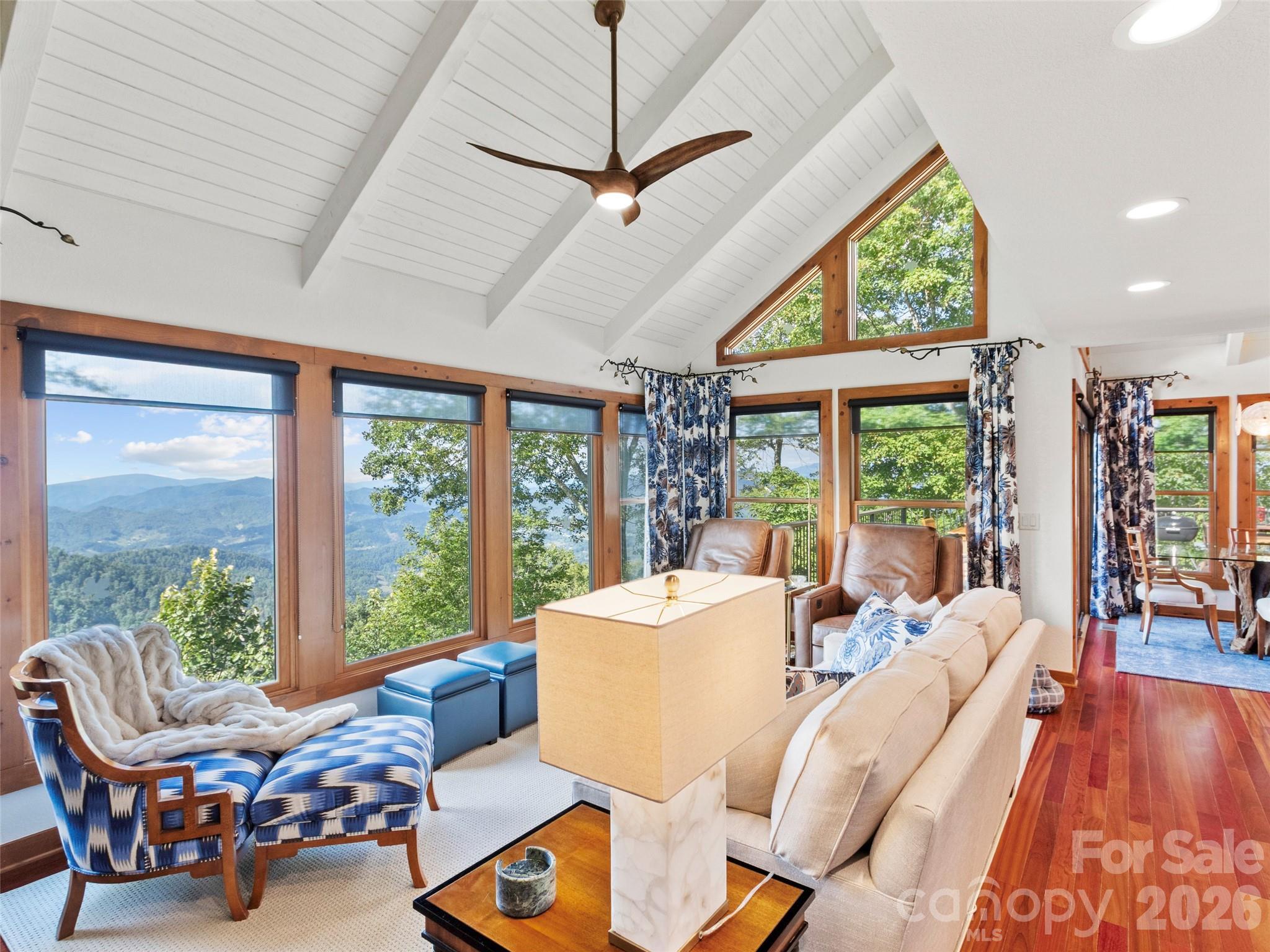430 Rhododendron Lane Property Photo 7