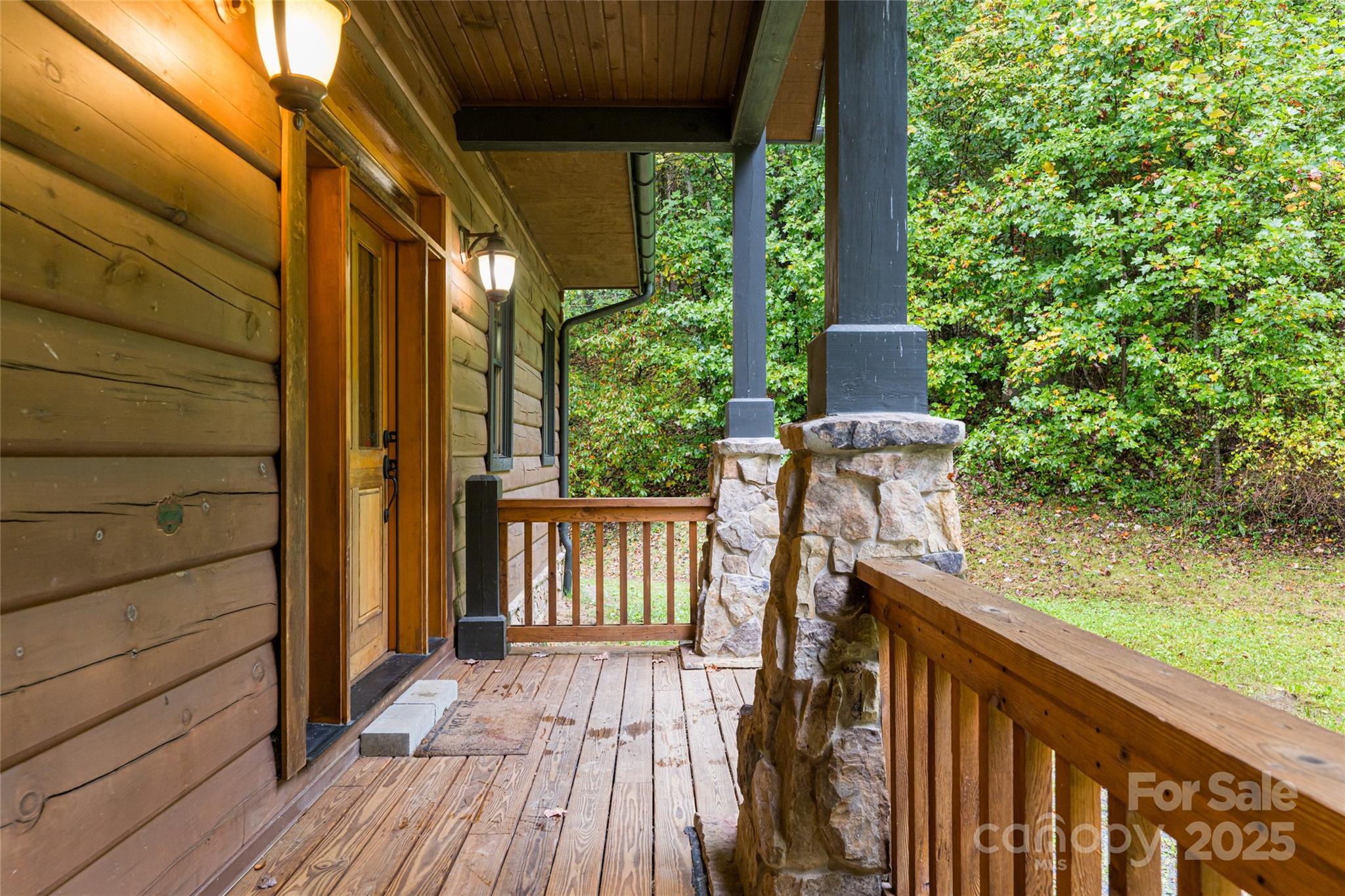635 Whisper Mountain Drive Property Photo 11