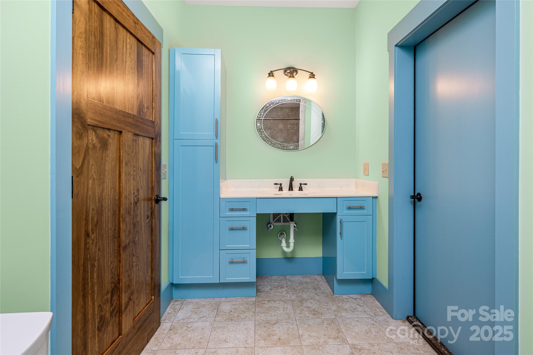 635 Whisper Mountain Drive Property Photo 37