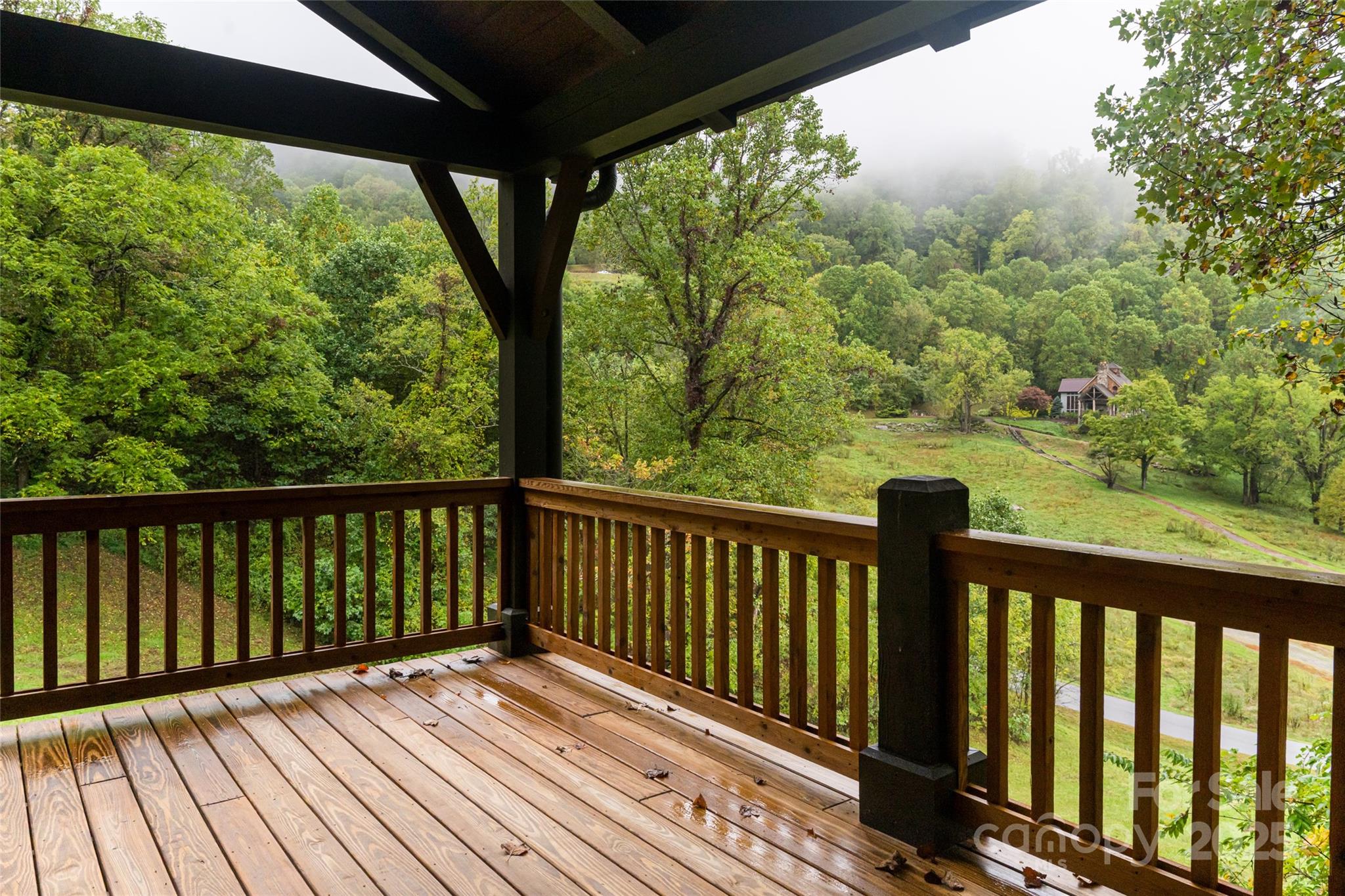 635 Whisper Mountain Drive Property Photo 40