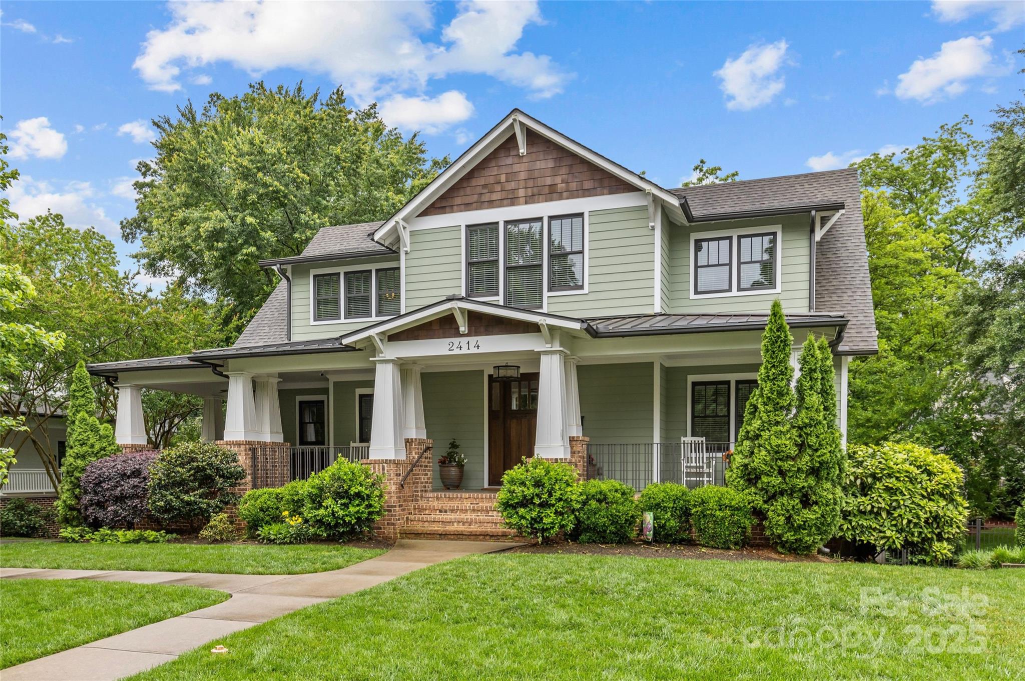 2414 Bay Street Property Photo 4