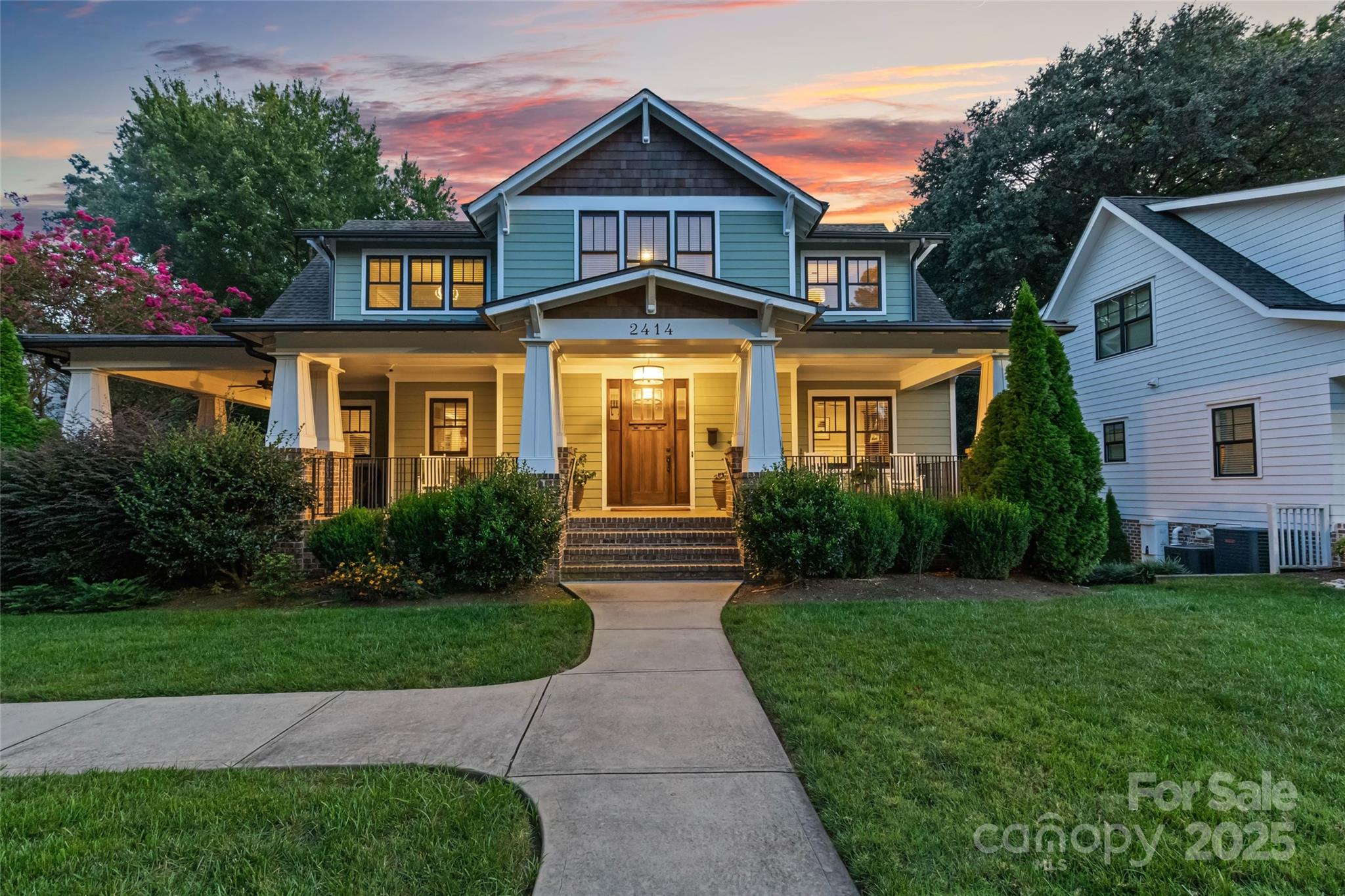 2414 Bay Street Property Photo 5