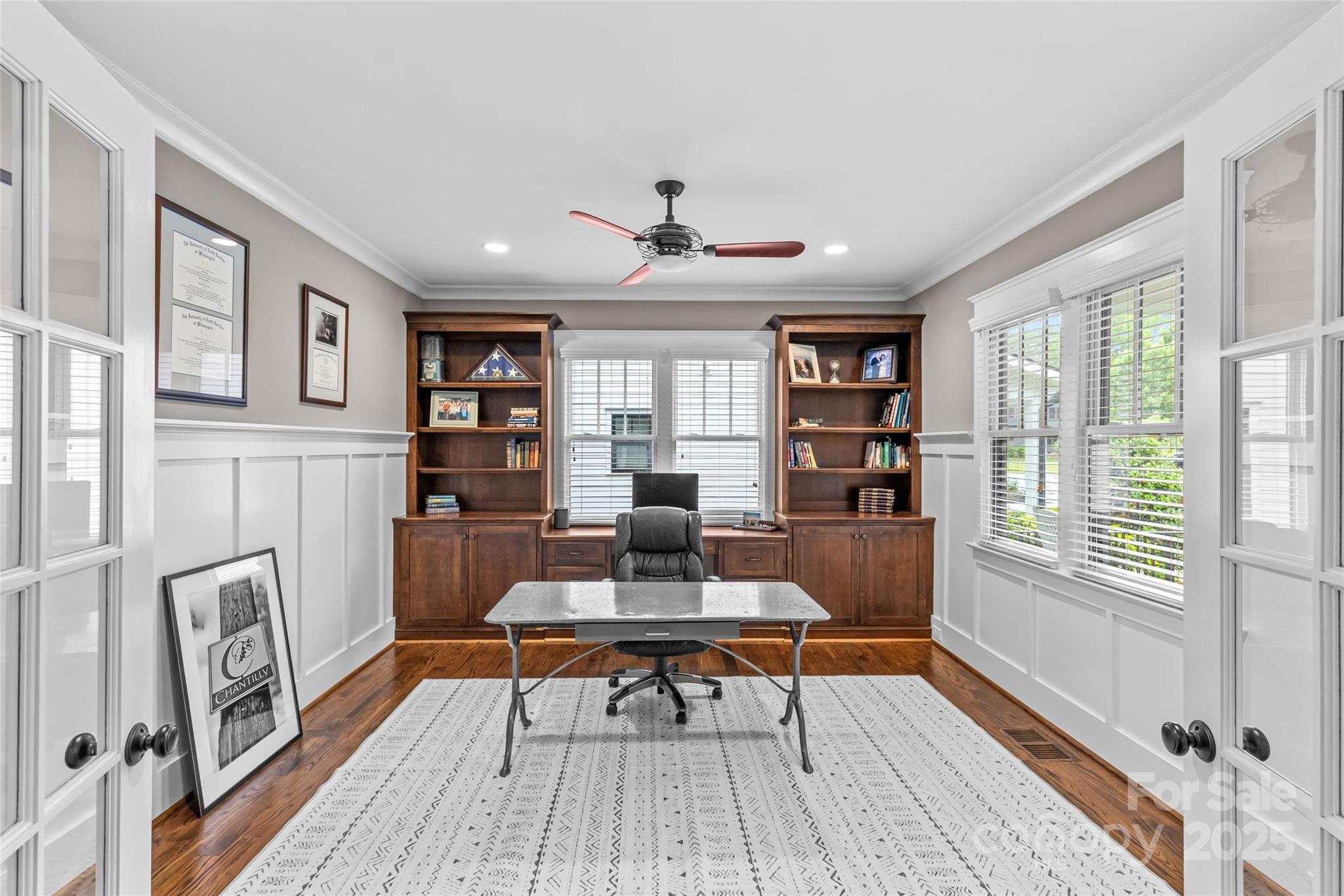 2414 Bay Street Property Photo 12