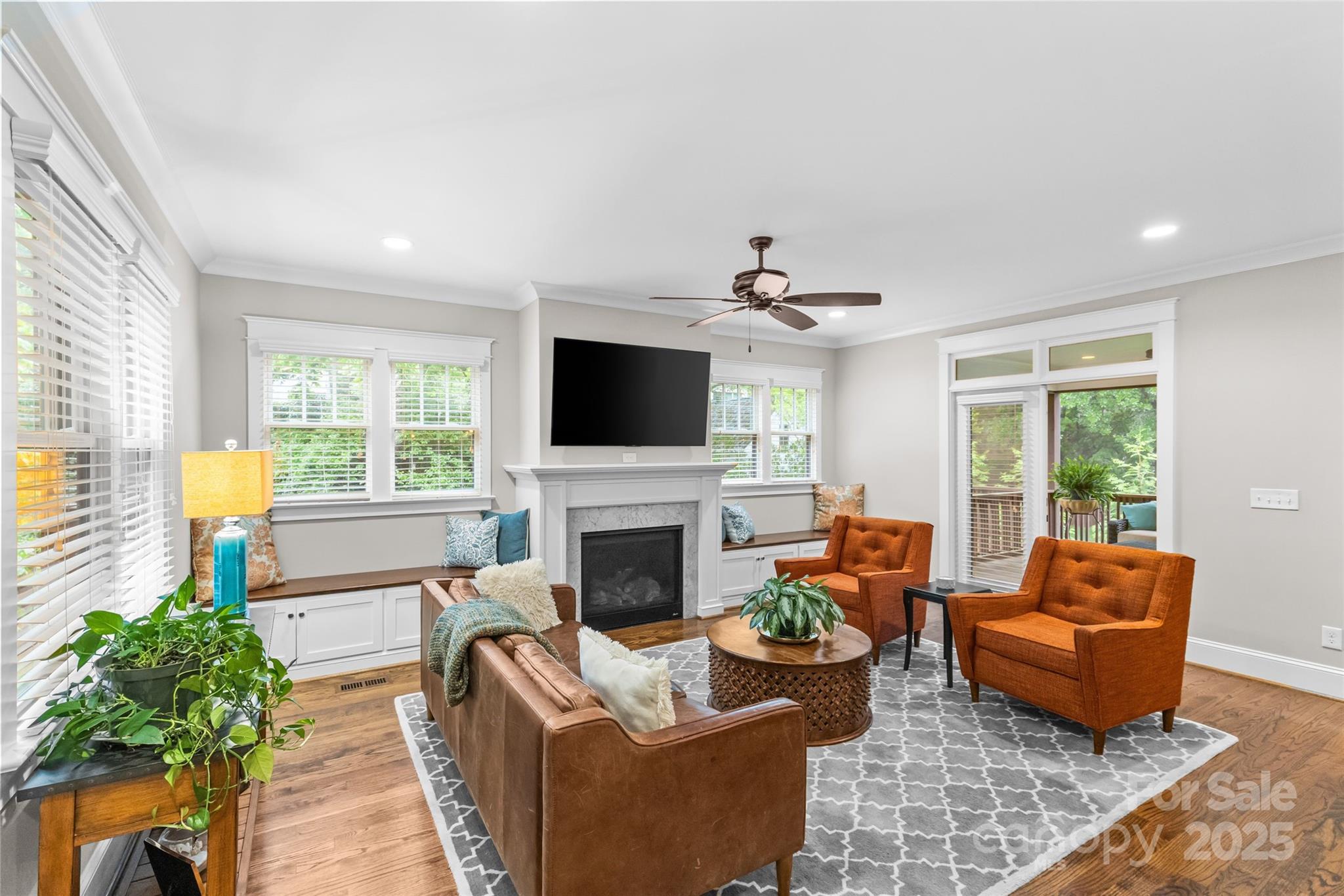 2414 Bay Street Property Photo 18