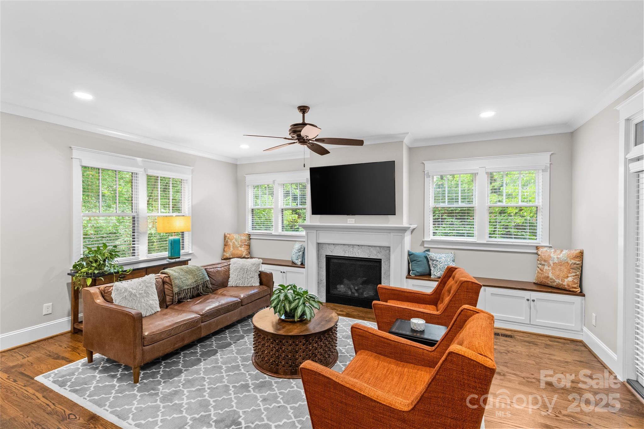 2414 Bay Street Property Photo 19