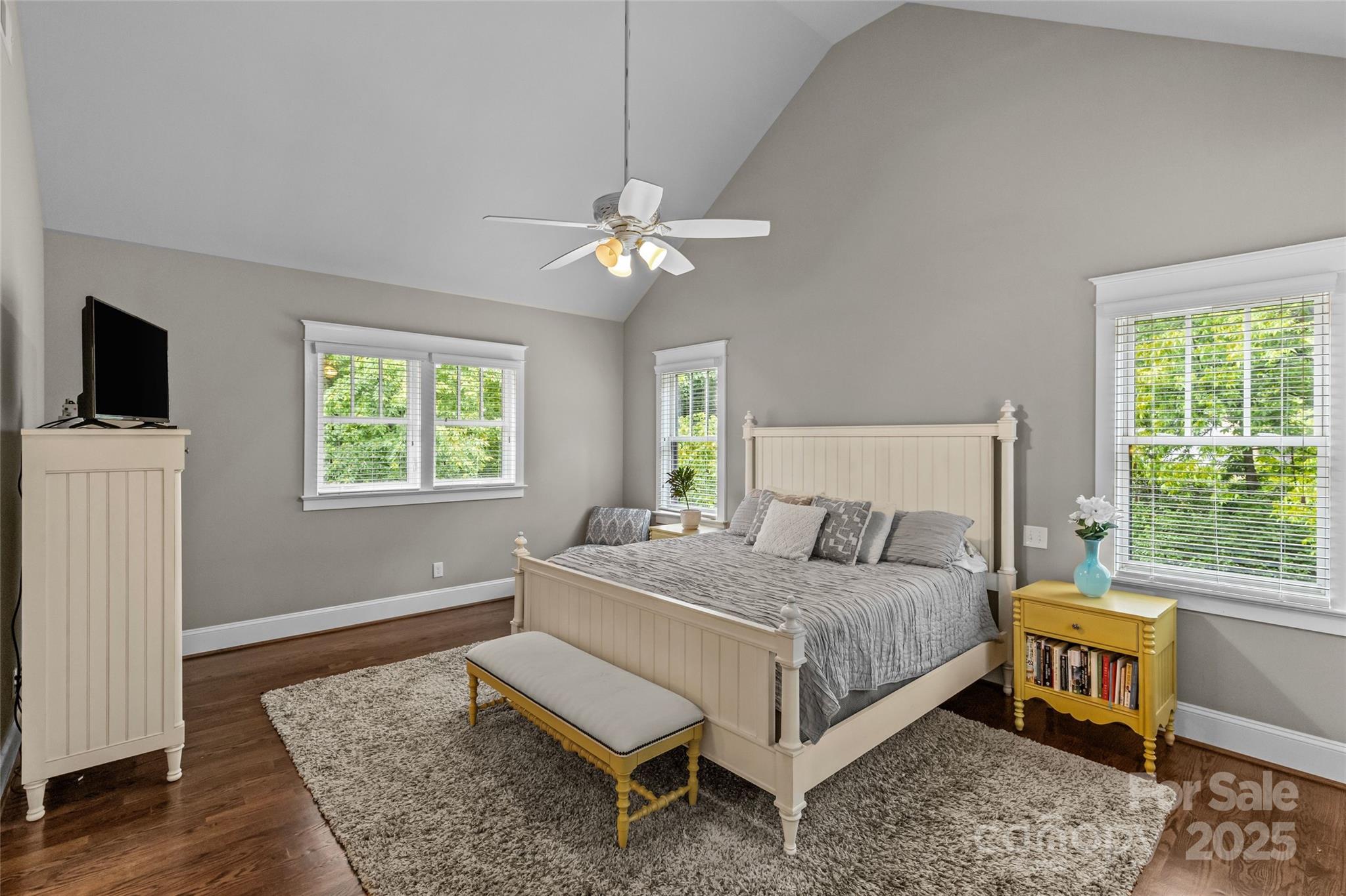 2414 Bay Street Property Photo 23