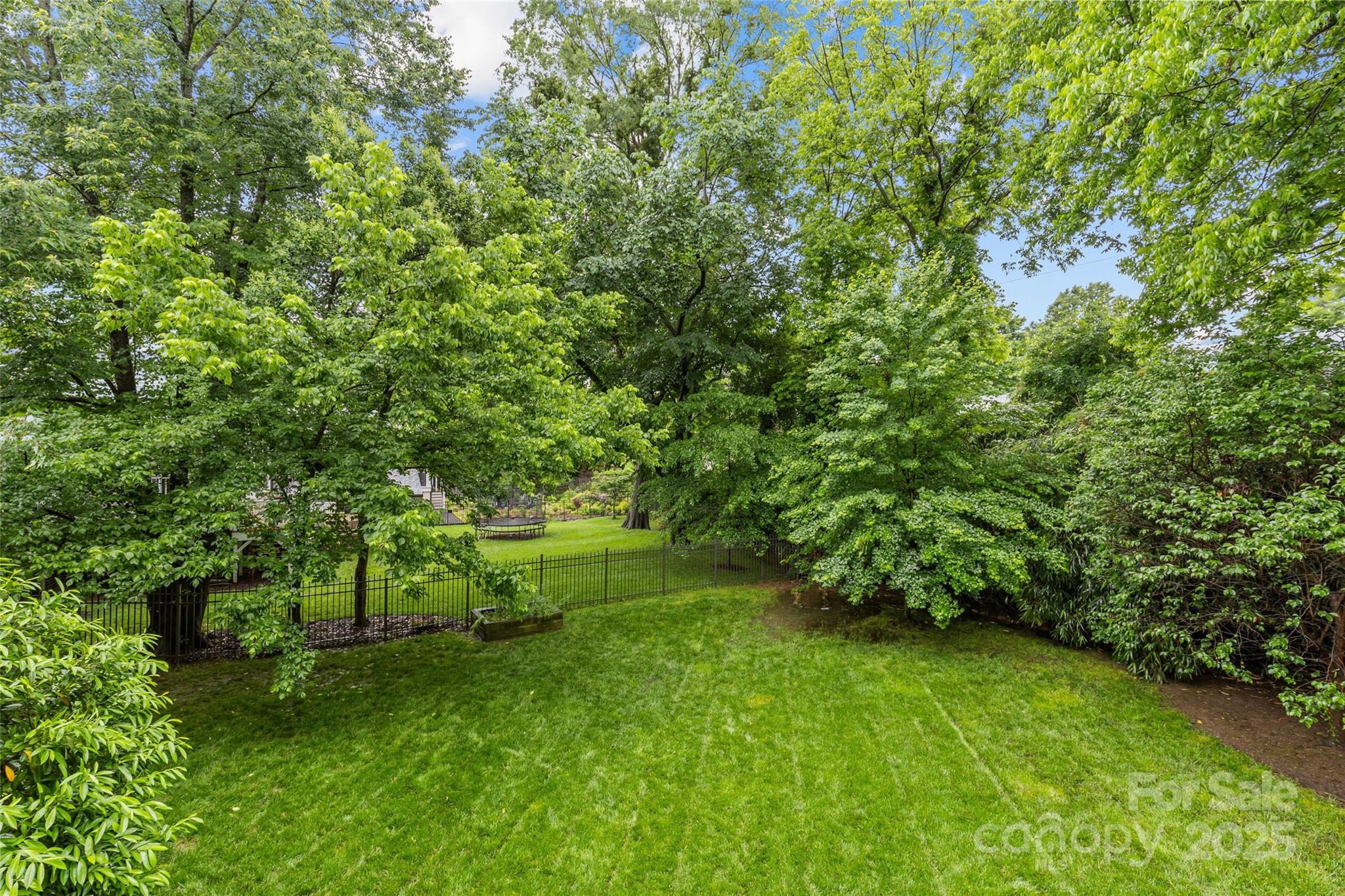 2414 Bay Street Property Photo 44