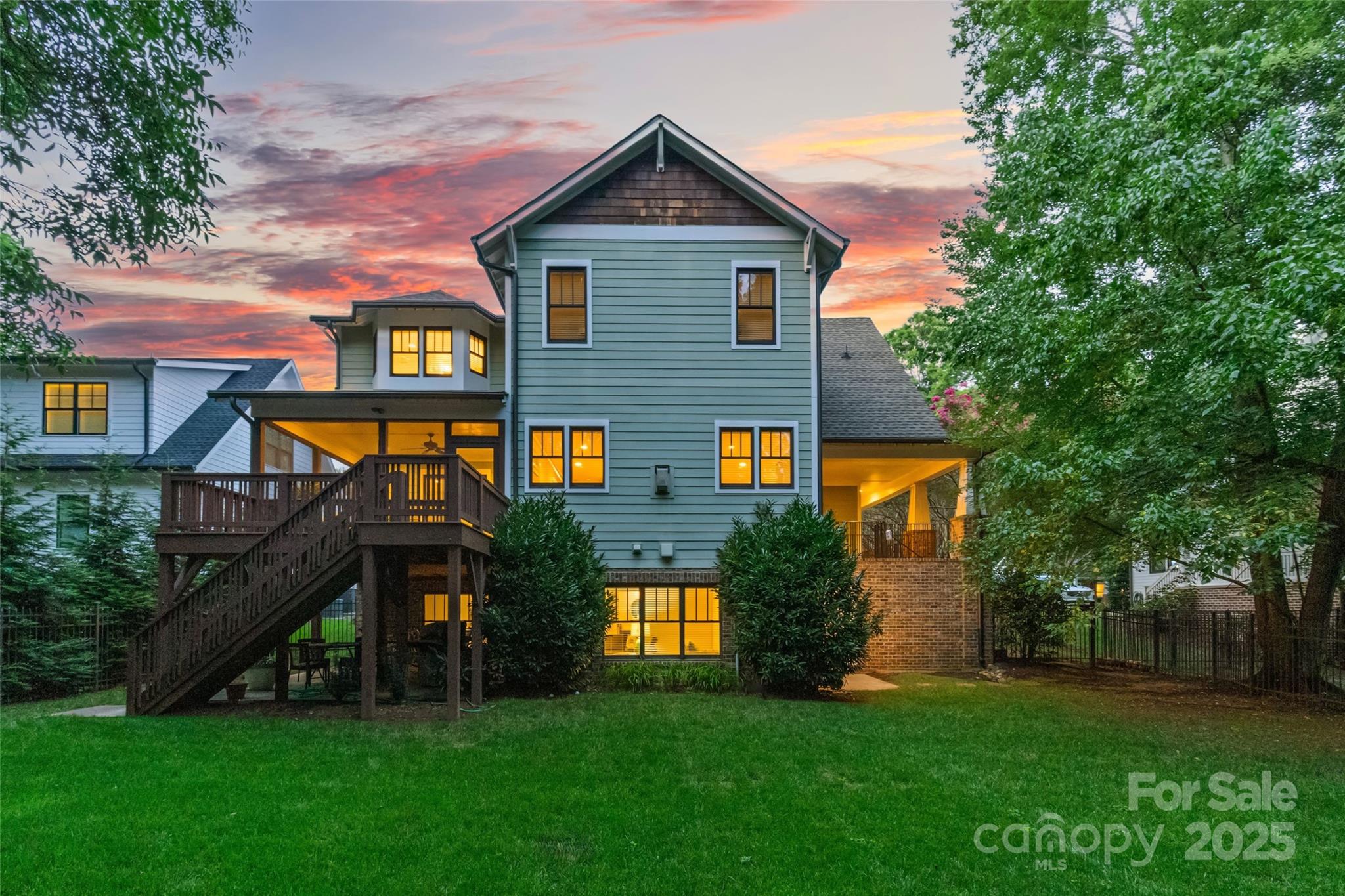 2414 Bay Street Property Photo 46