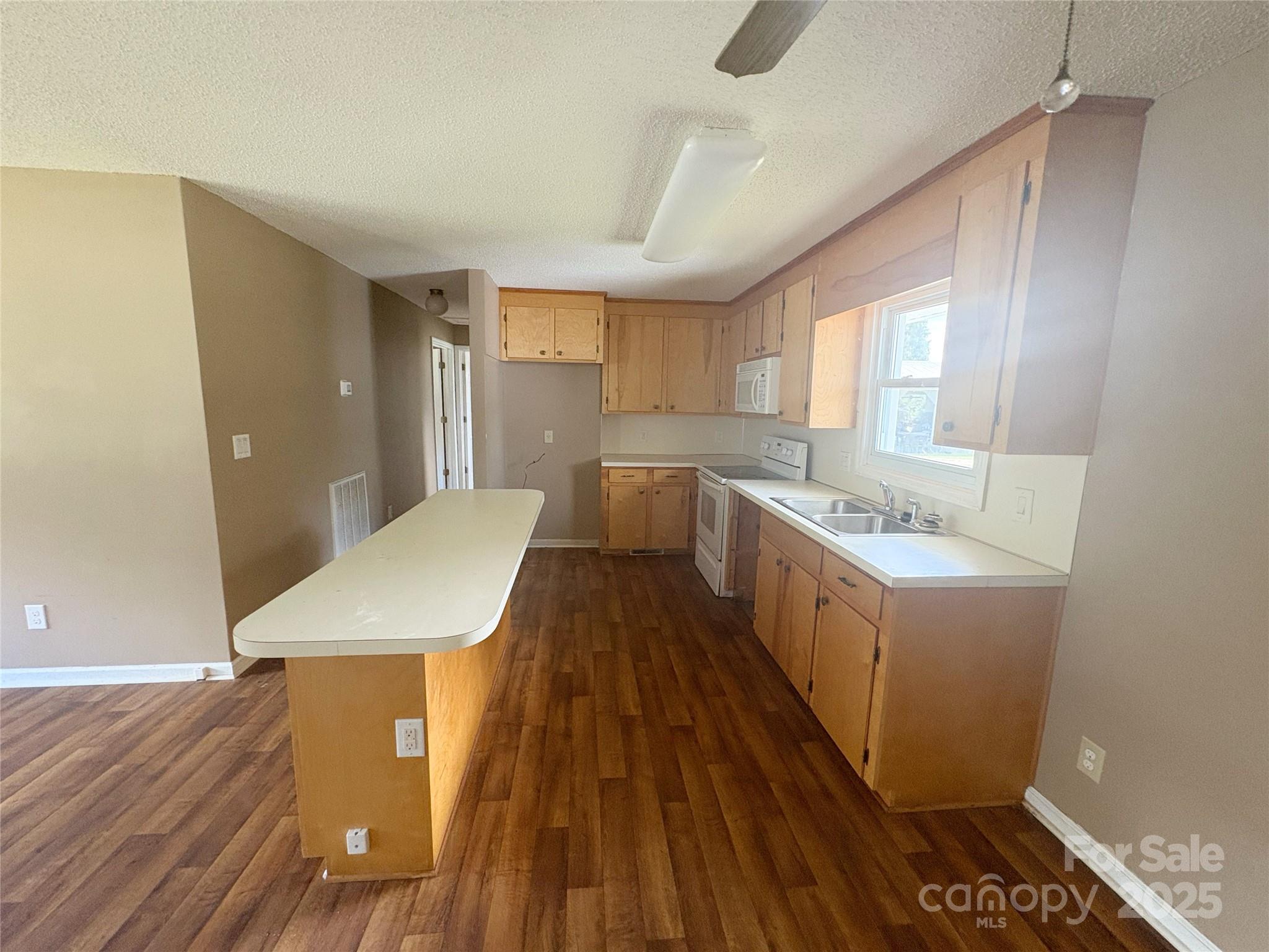 335 Plank Road Property Photo 7