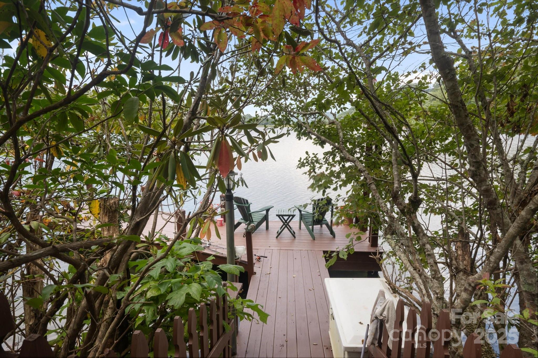 98 Taladu Court Property Photo 3
